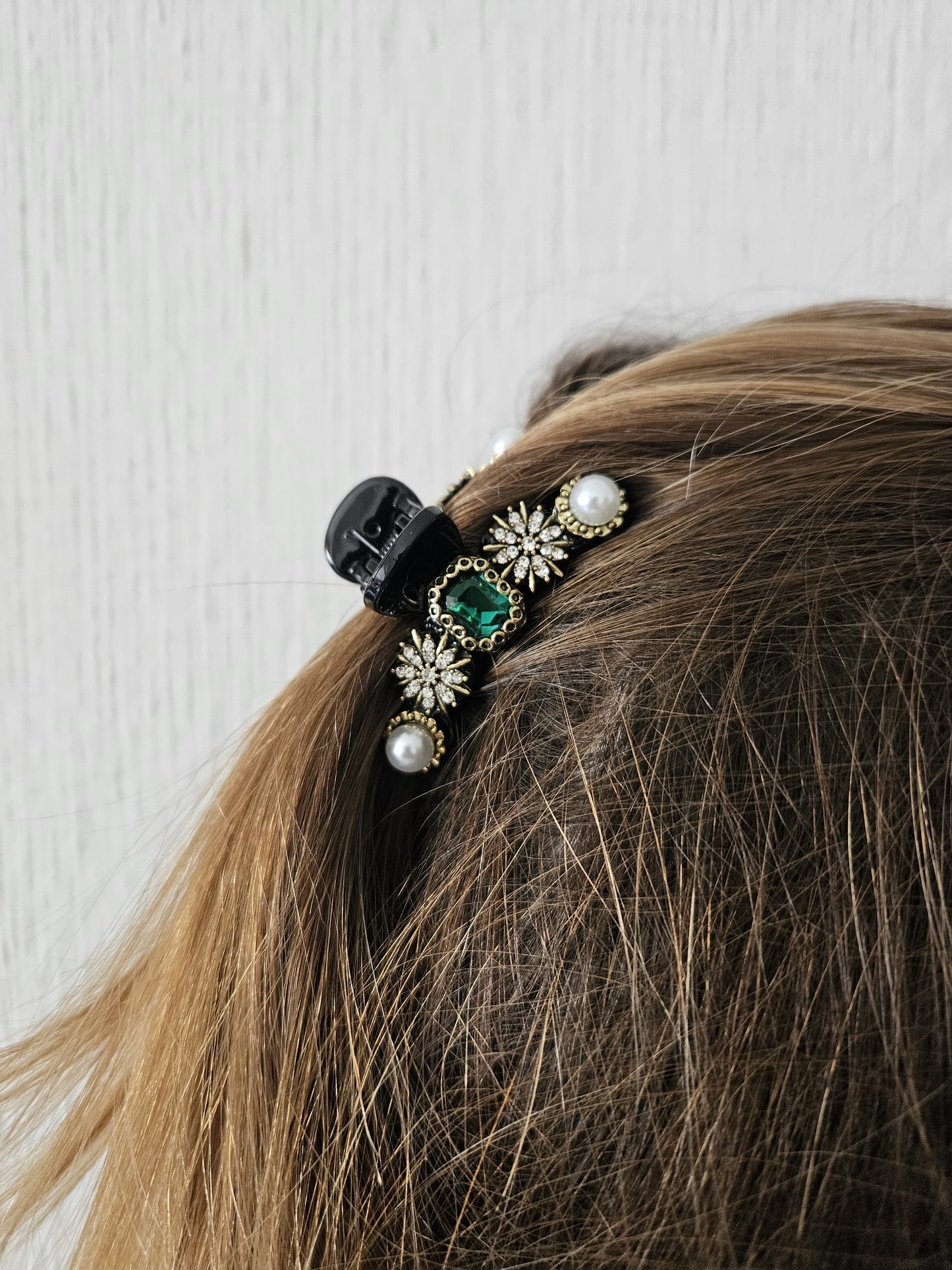 Pinza con piedras - dorado | verde