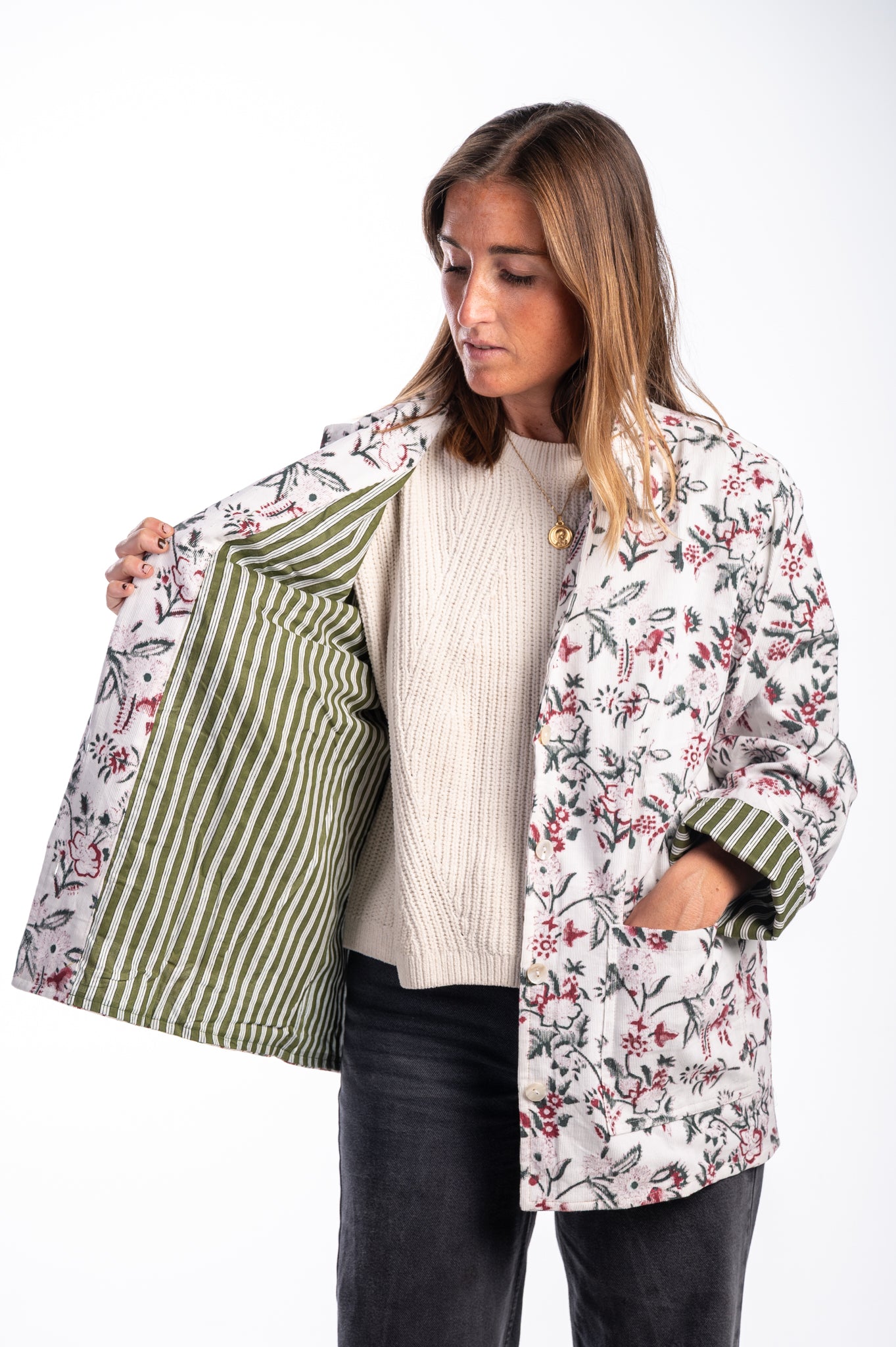 Chaqueta Aryam blanco flores