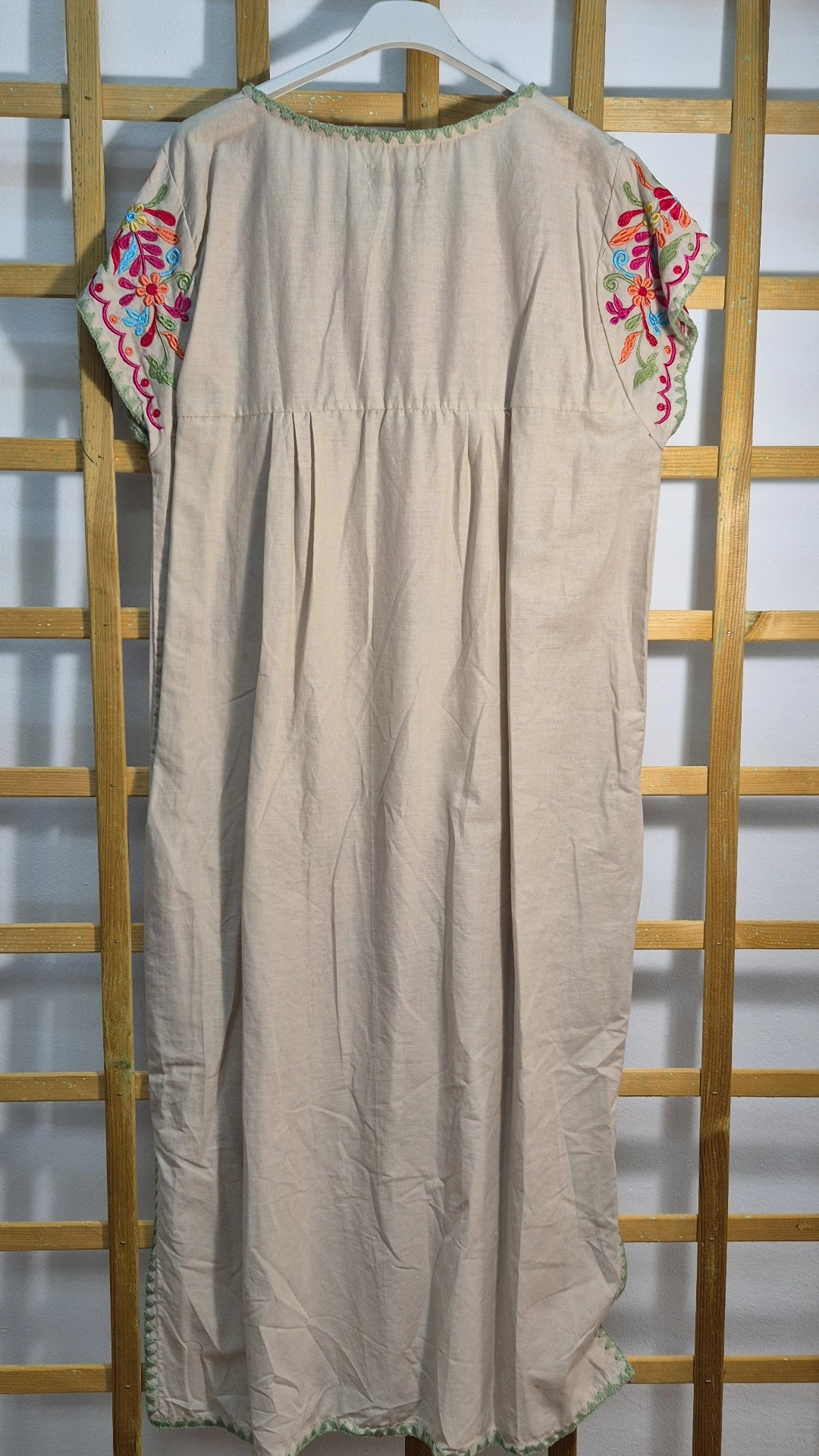 Vestido Mexicano beige