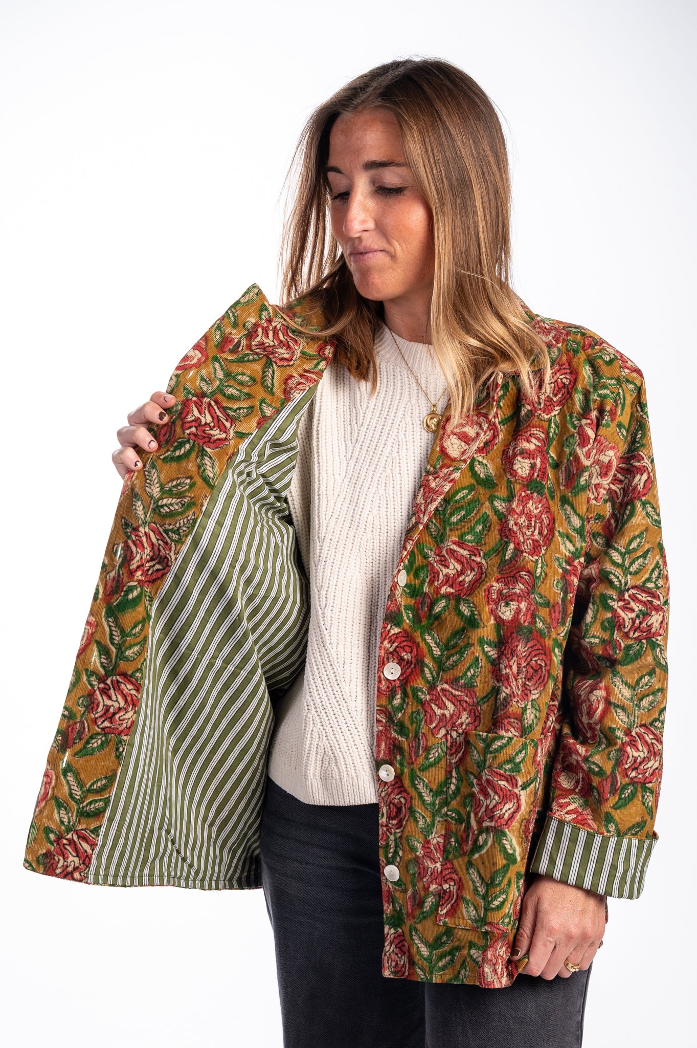 Chaqueta Aryam mostaza