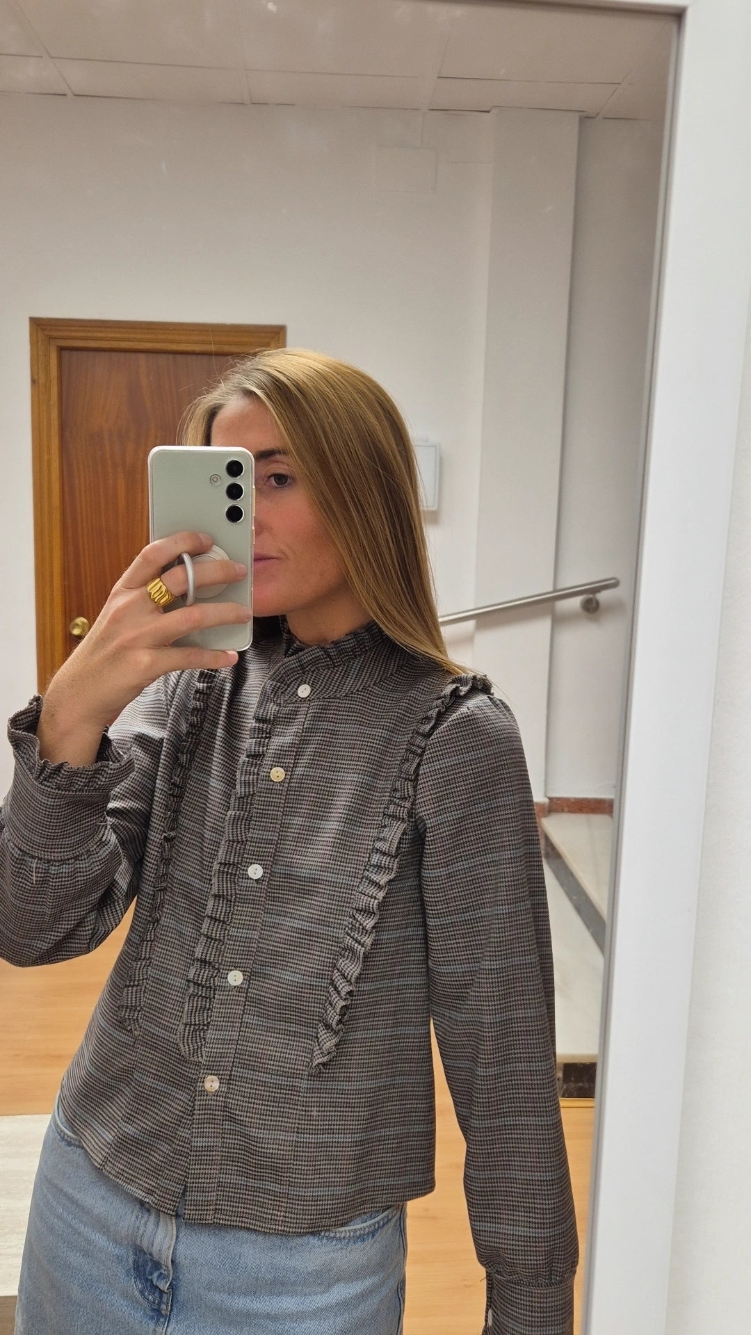 Blusa detalles volantitos