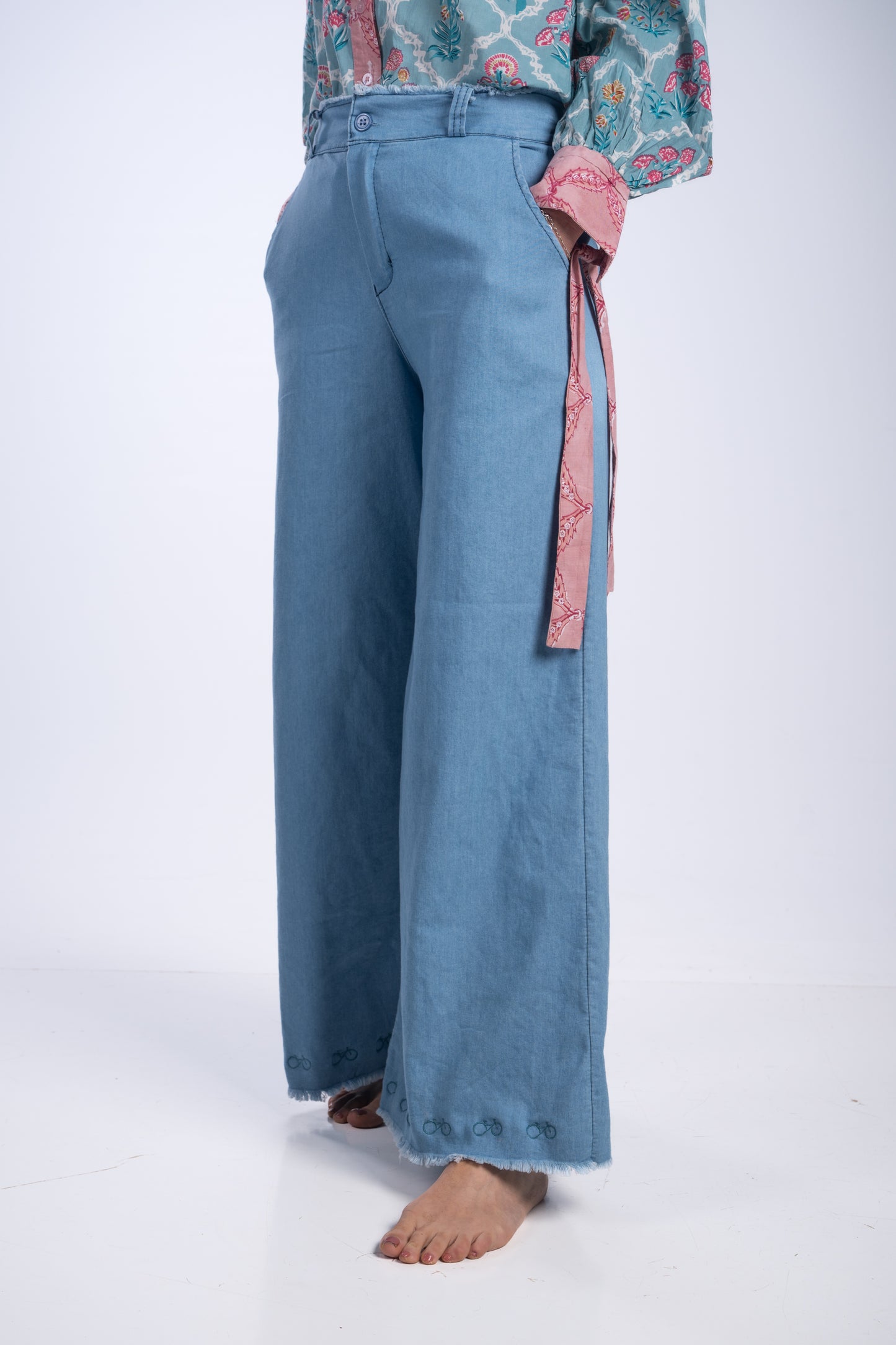Pantalón especial dobleU