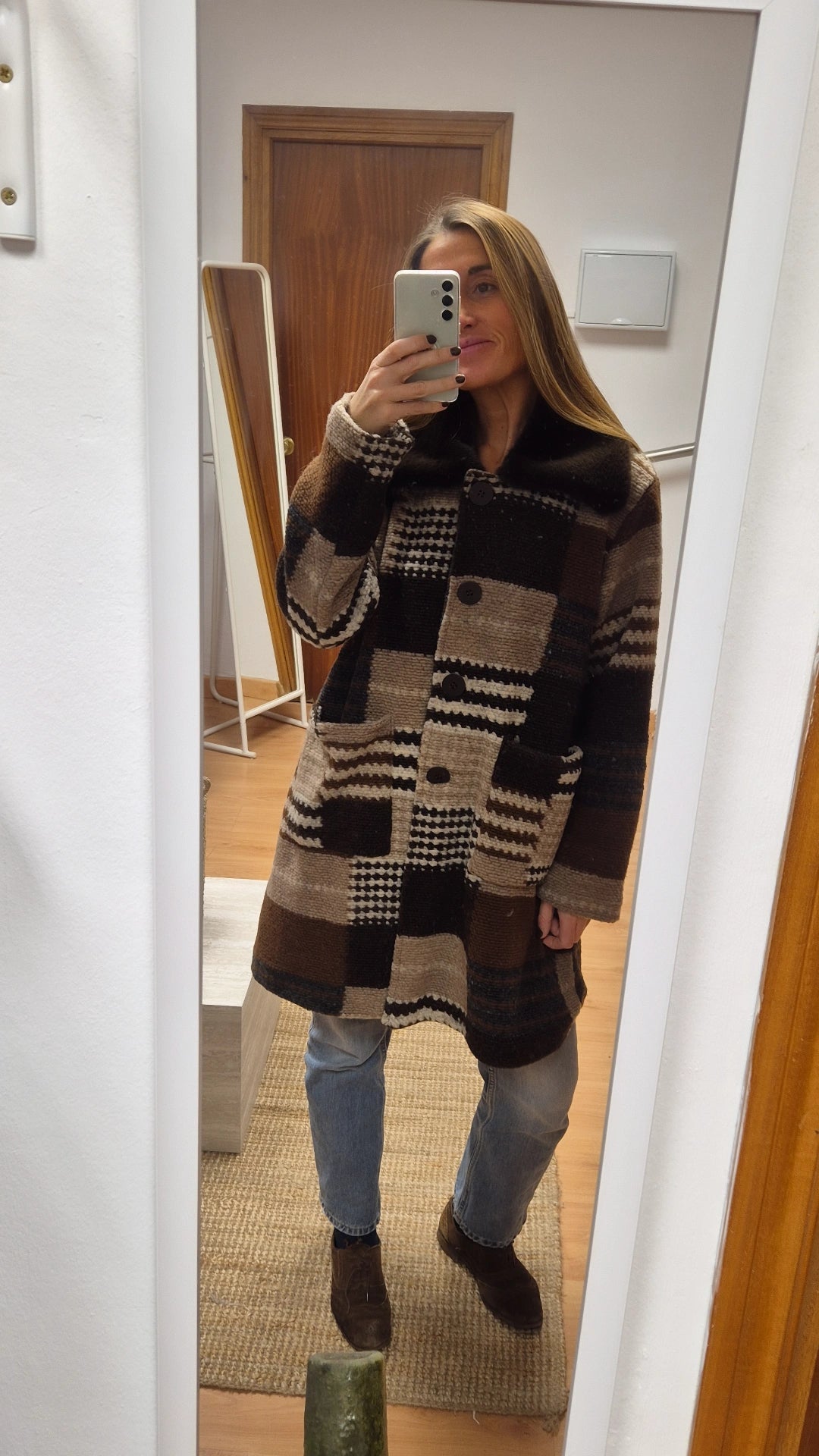 Abrigo de lana detalle pelo