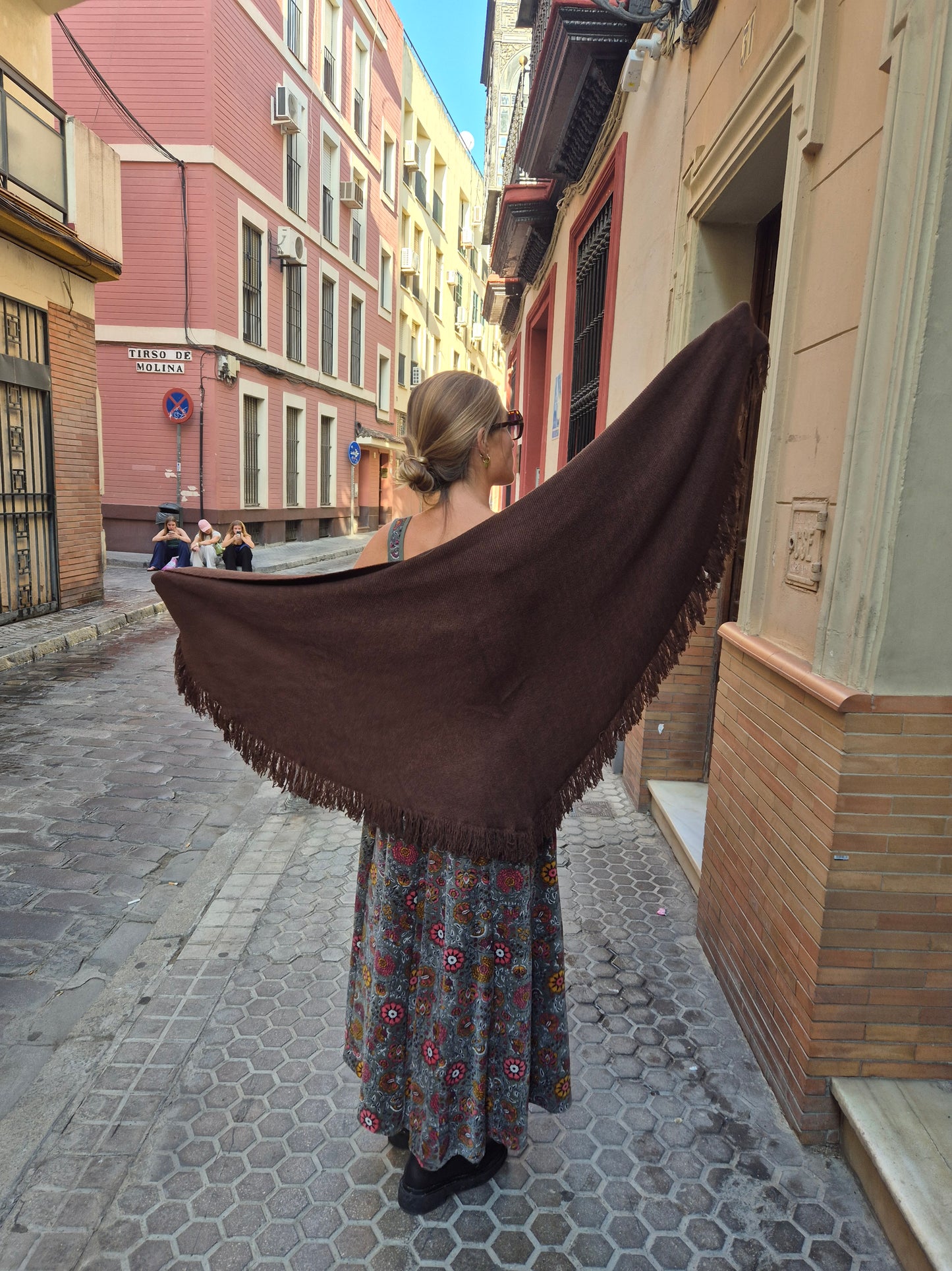 Poncho flecos marrón chocolate