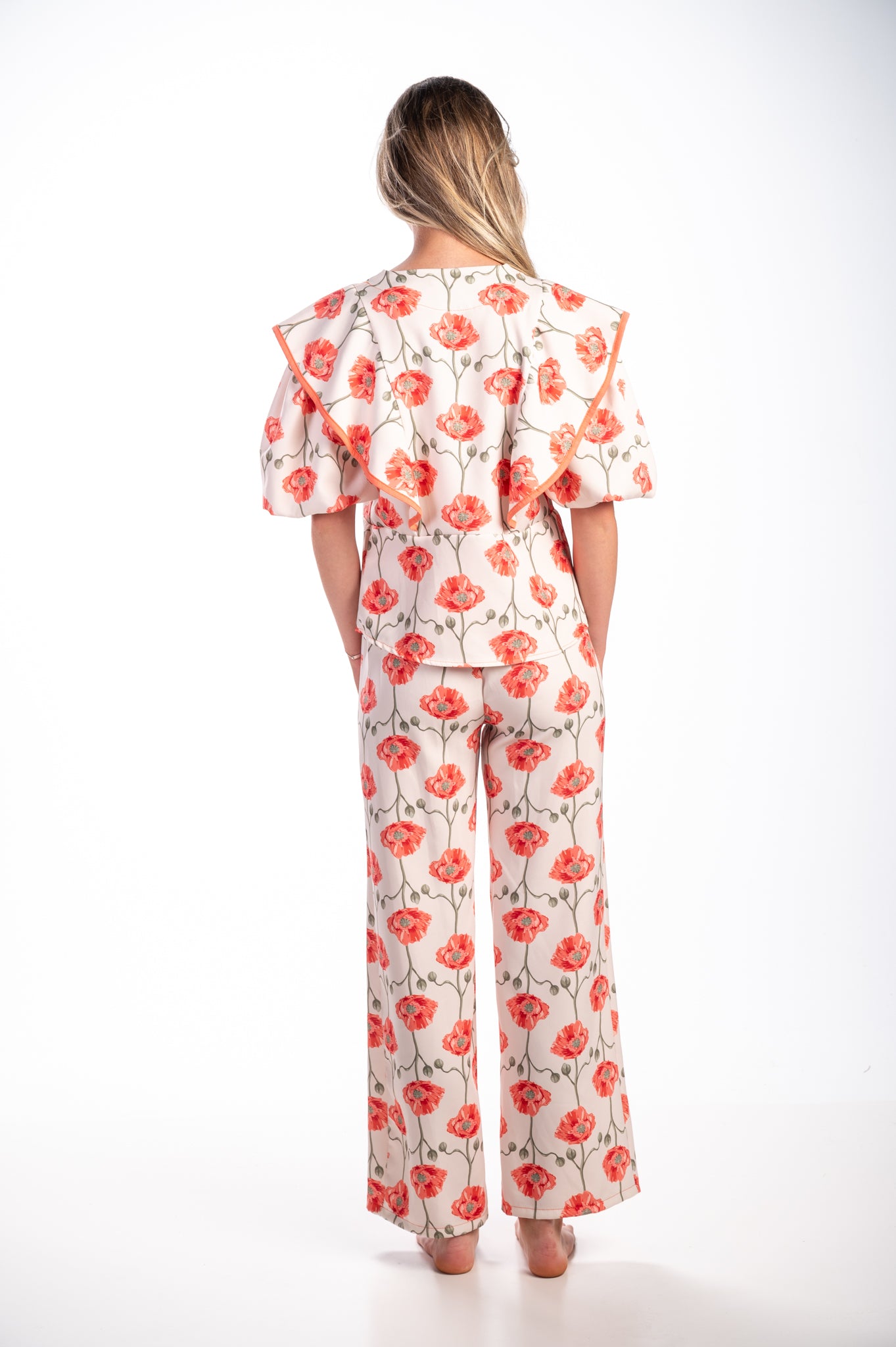 Conjunto primaveral naranja