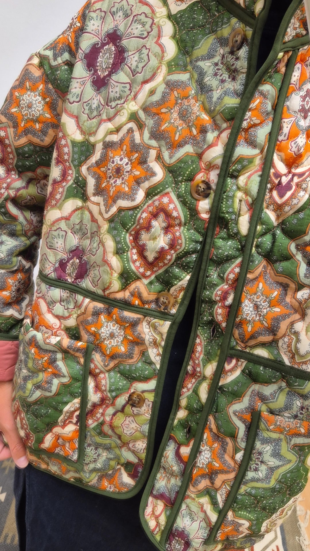 Chaqueta acolchada estampada
