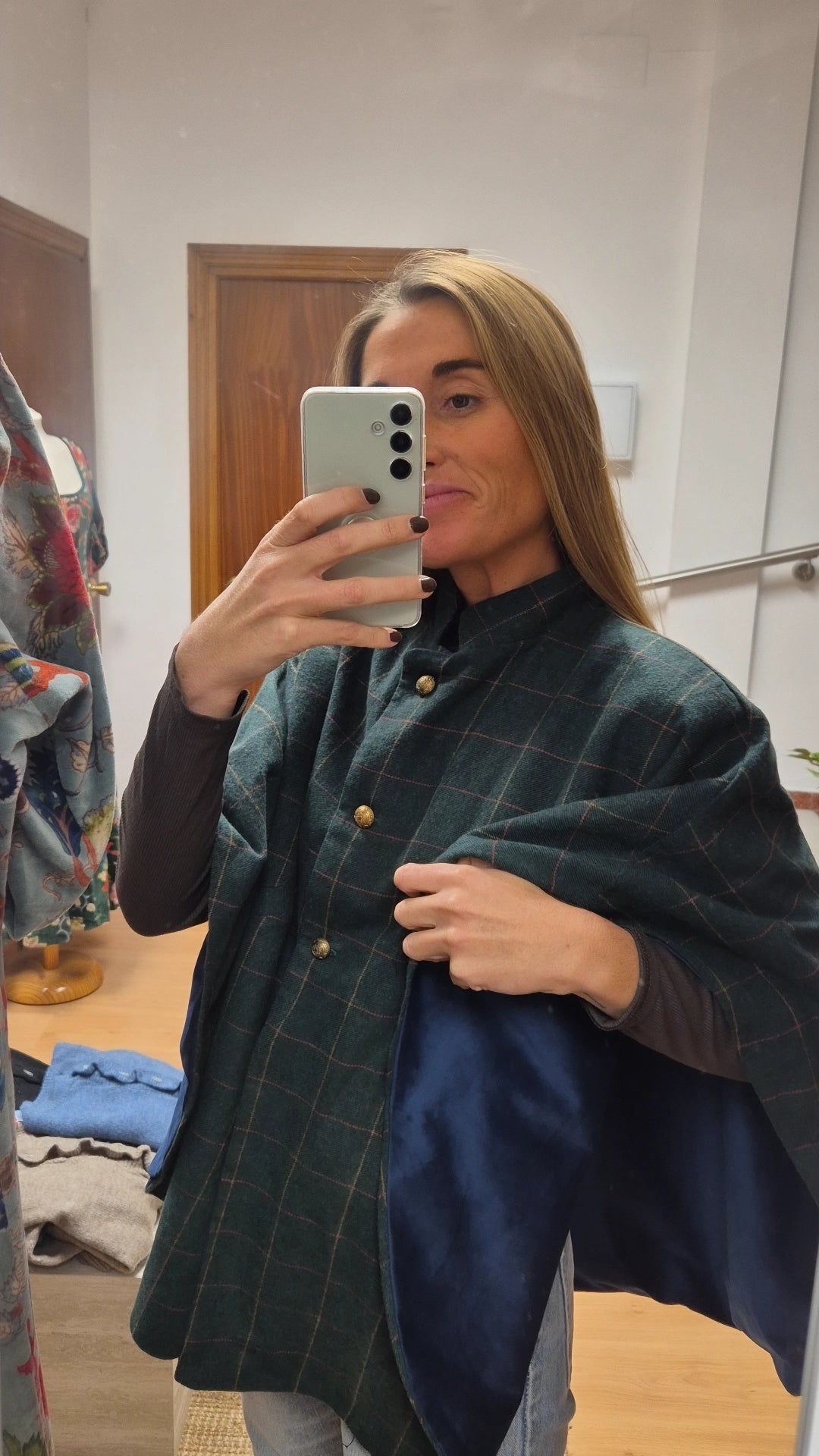 Capa escocés y terciopelo