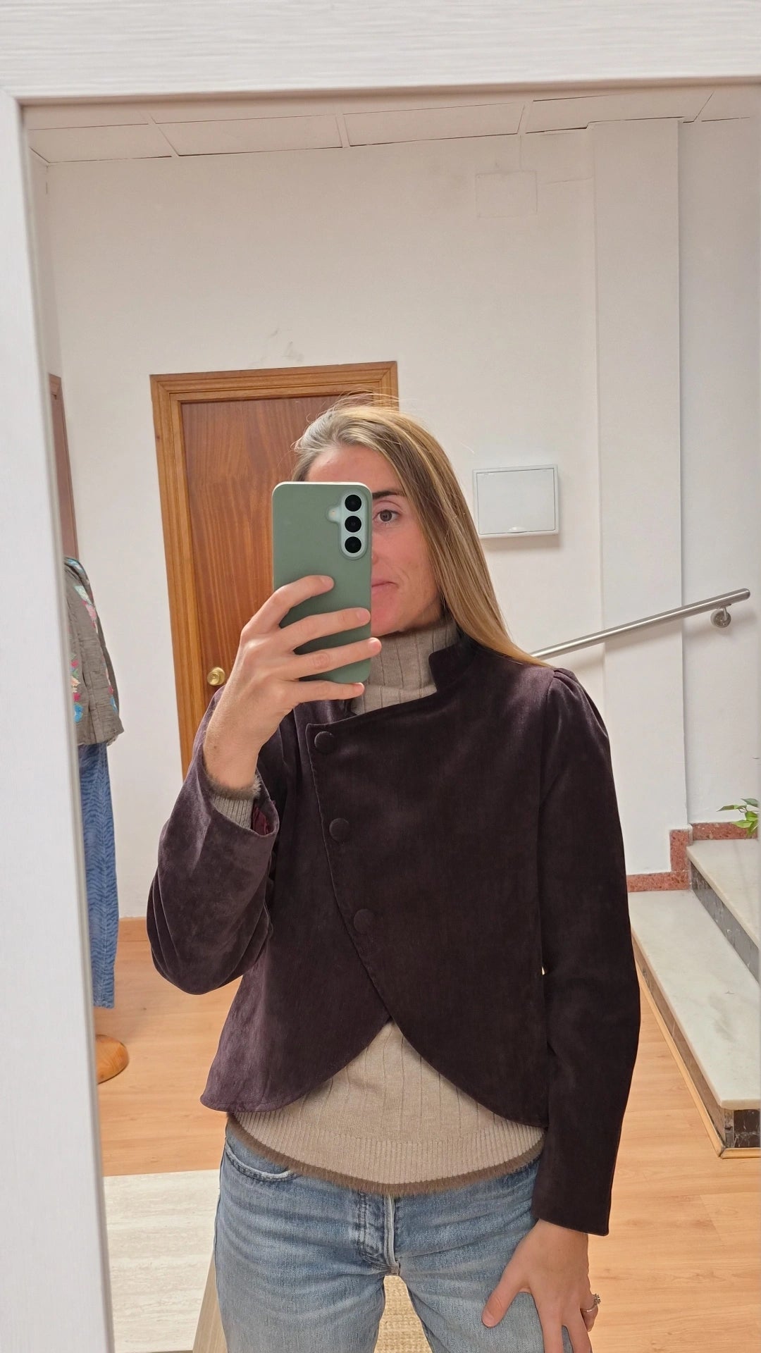 Chaqueta Anora berenjena