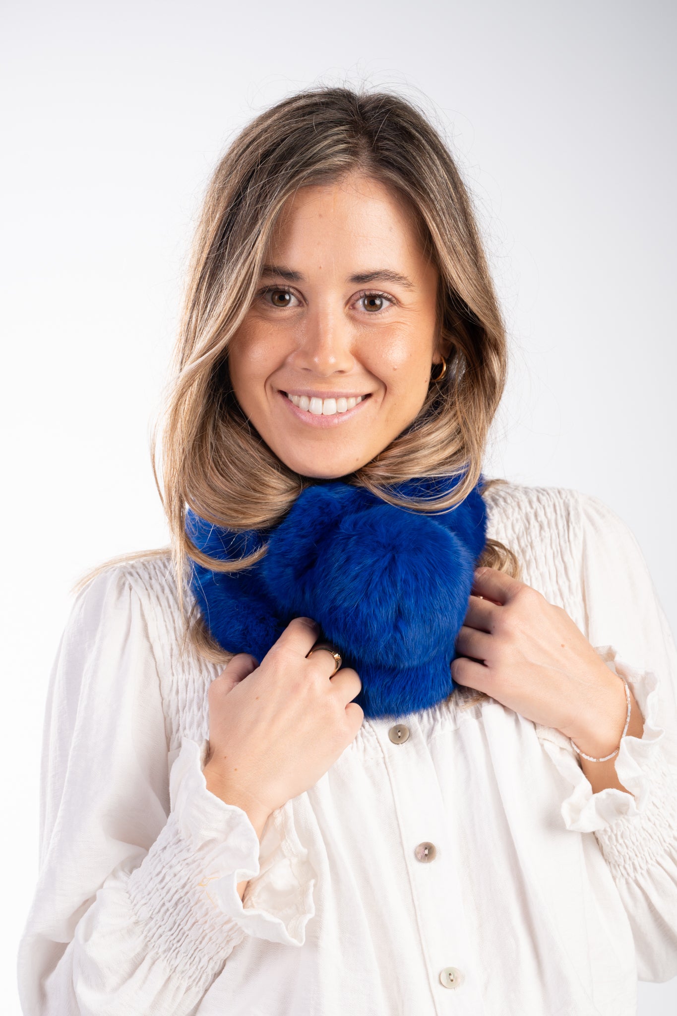 Cuello pelo natural conejo azul