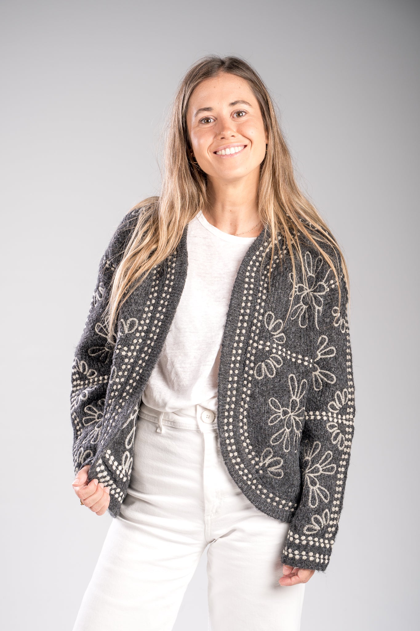 Chaqueta bordados 100% lana - gris