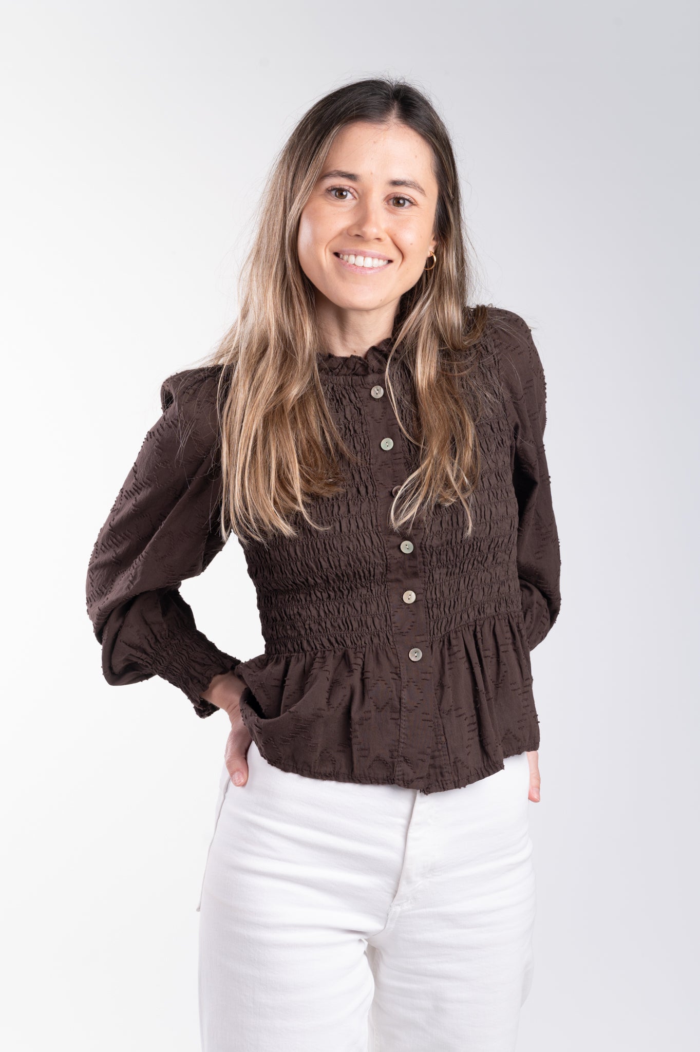 Blusa top fruncido marrón
