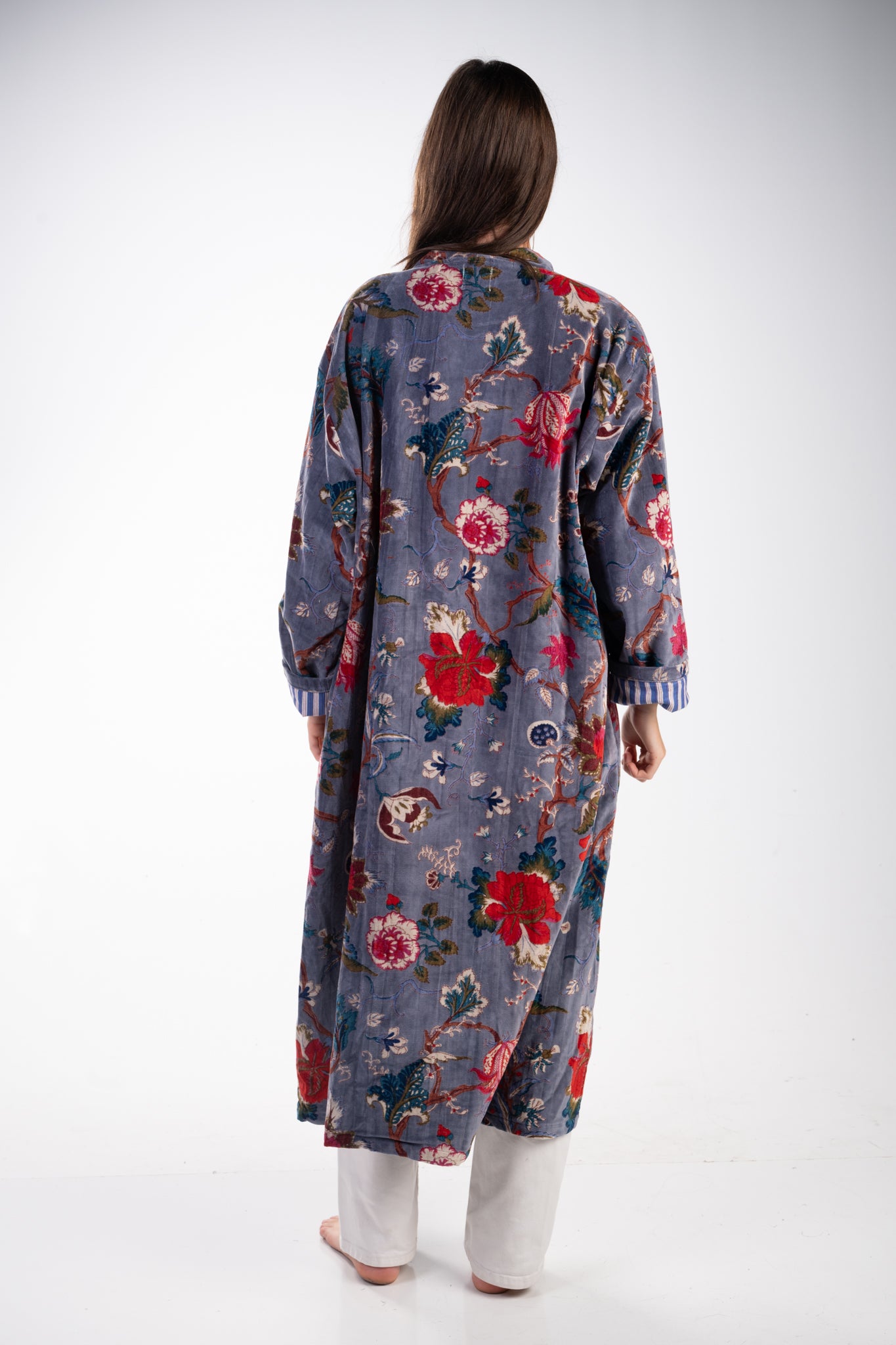 Bata kimono azul grisáceo