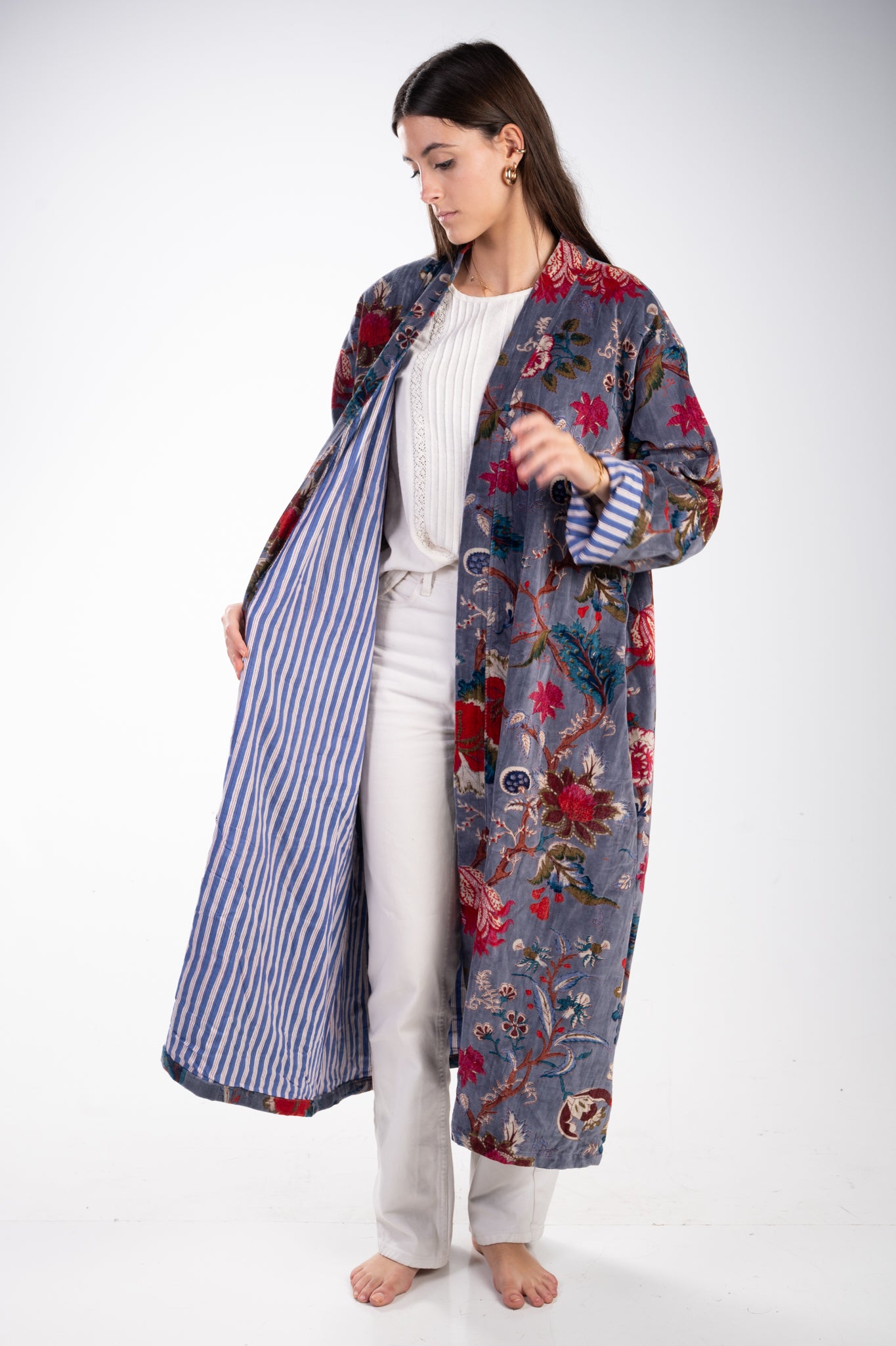 Bata kimono azul grisáceo