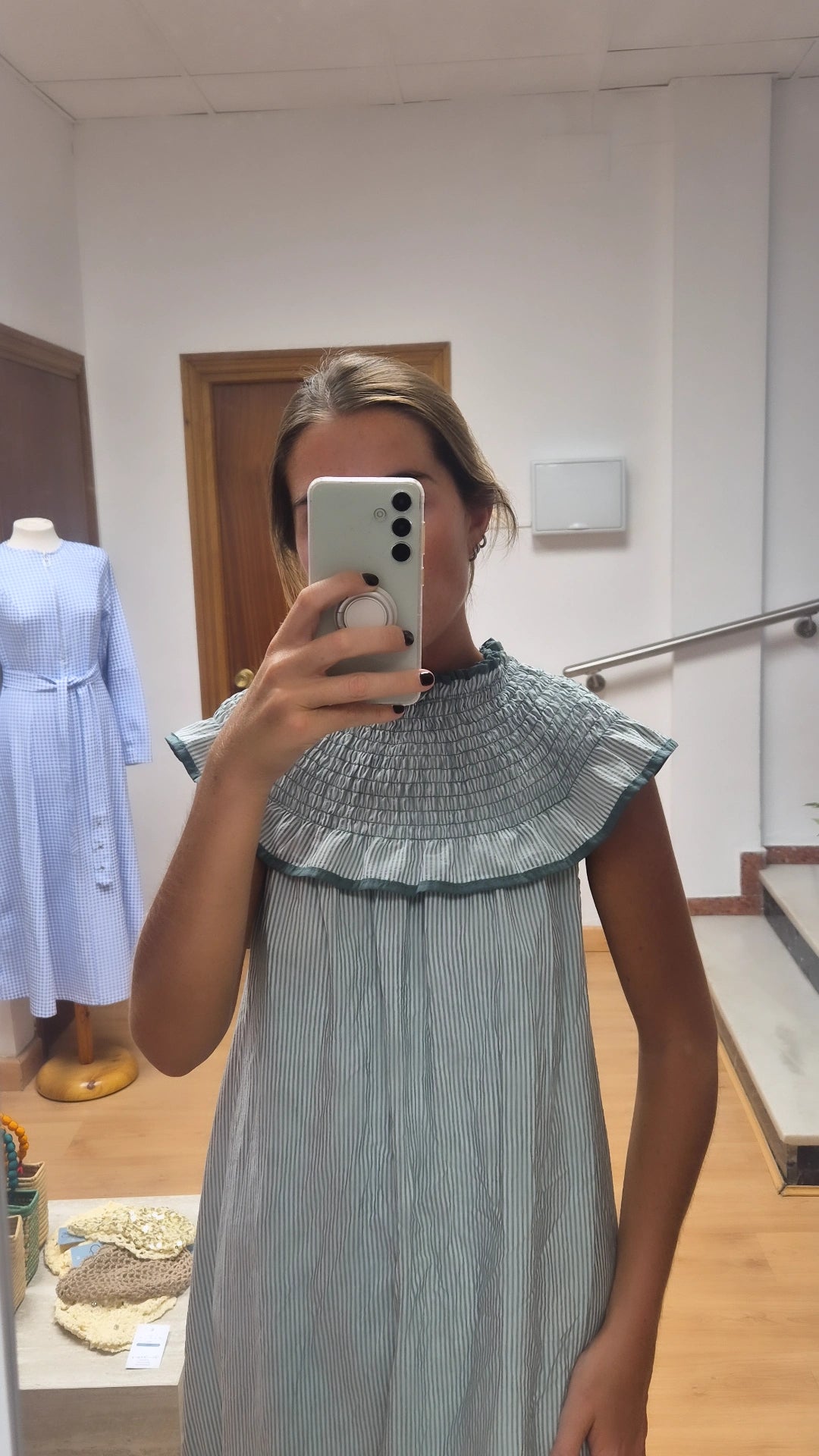 Vestido Claudia verde empolvado