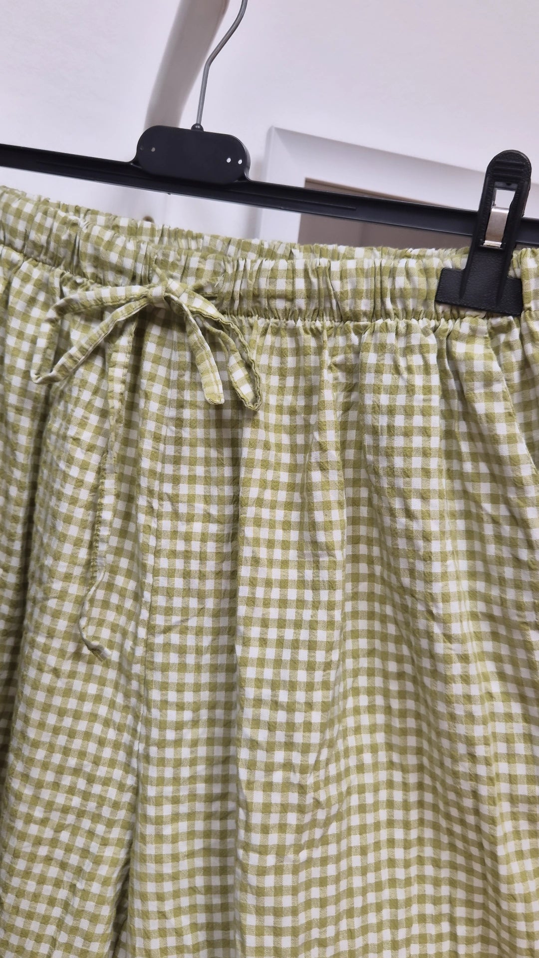 Pantalón bombacho cuadritos verde pistacho