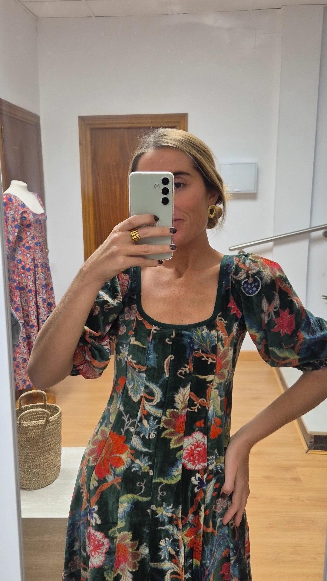 Vestido Moniquita con mangas color Esperanza