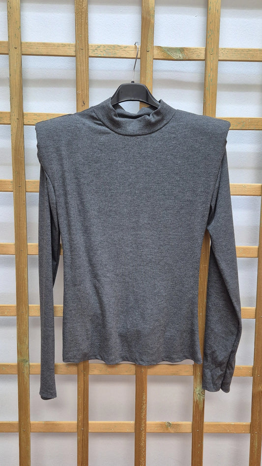Camiseta básica hombreras gris