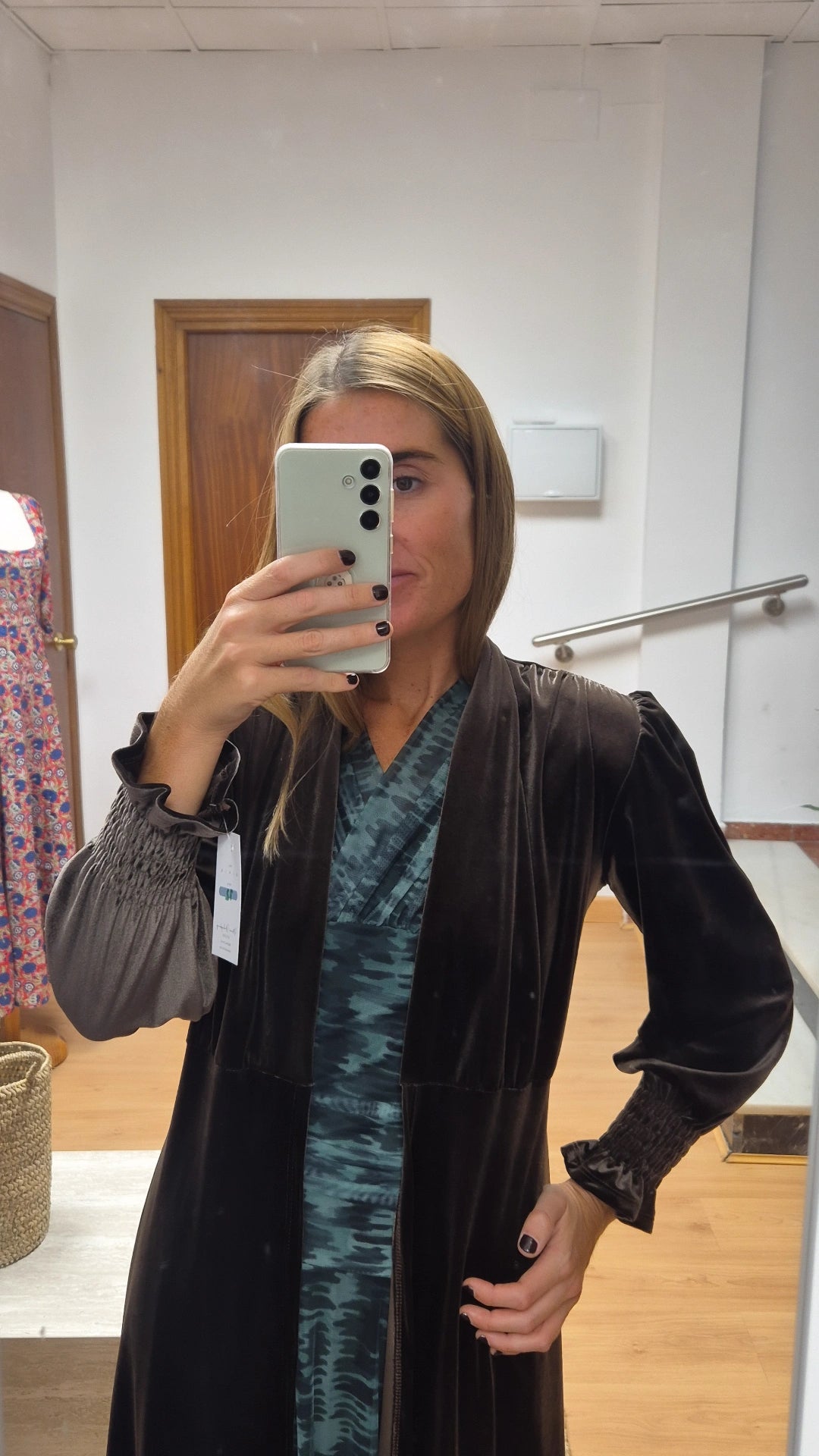 Abrigo terciopelo marrón chocolate