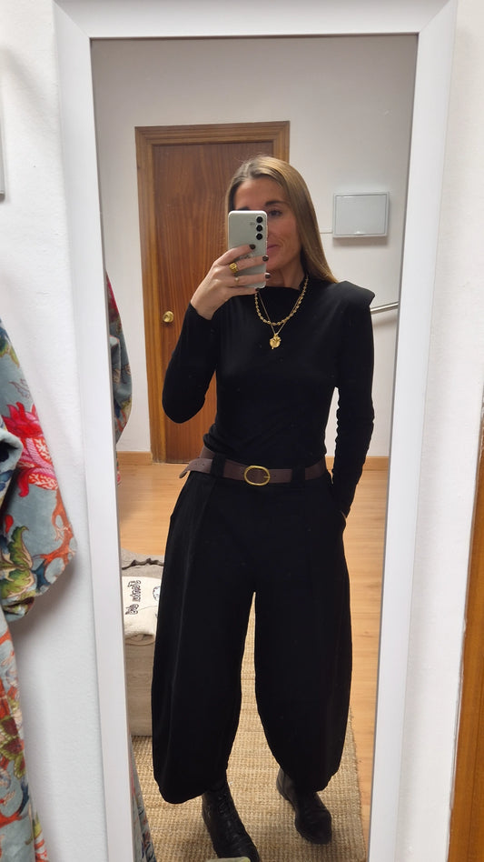 Pantalón bombacho negro