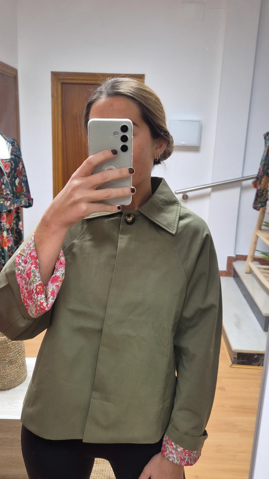 Parka con forro estampado