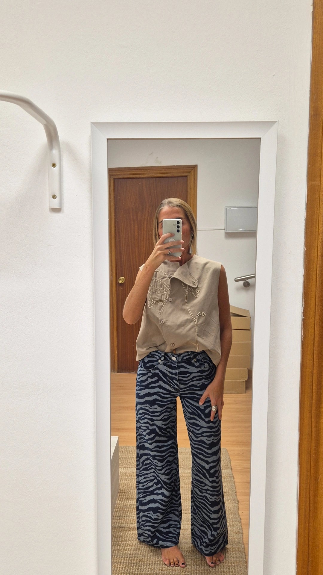 Pantalón animal print denim