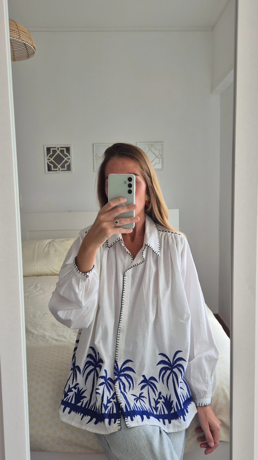 Camisa palmera bordada