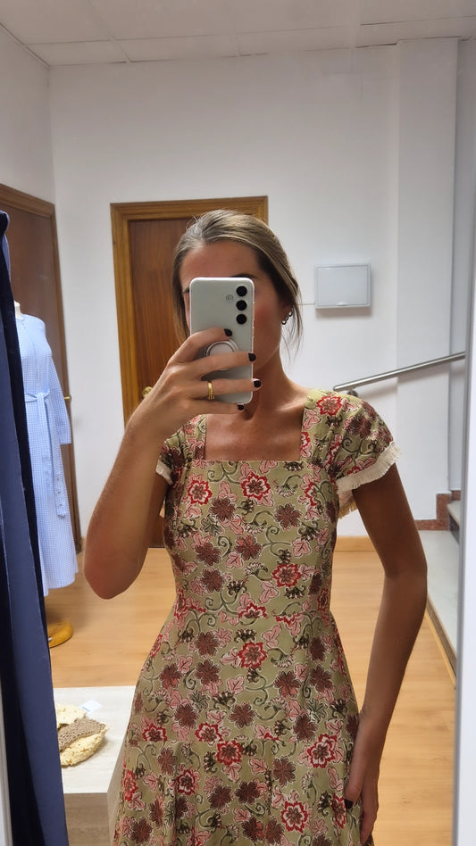 Vestido volantes y flecos D