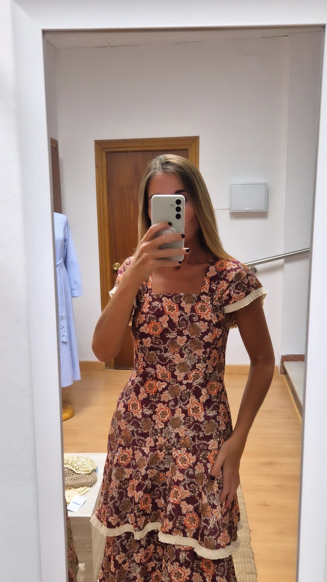 Vestido volantes y flecos A