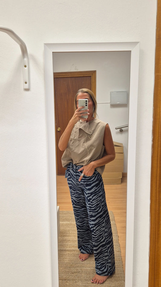 Pantalón animal print denim