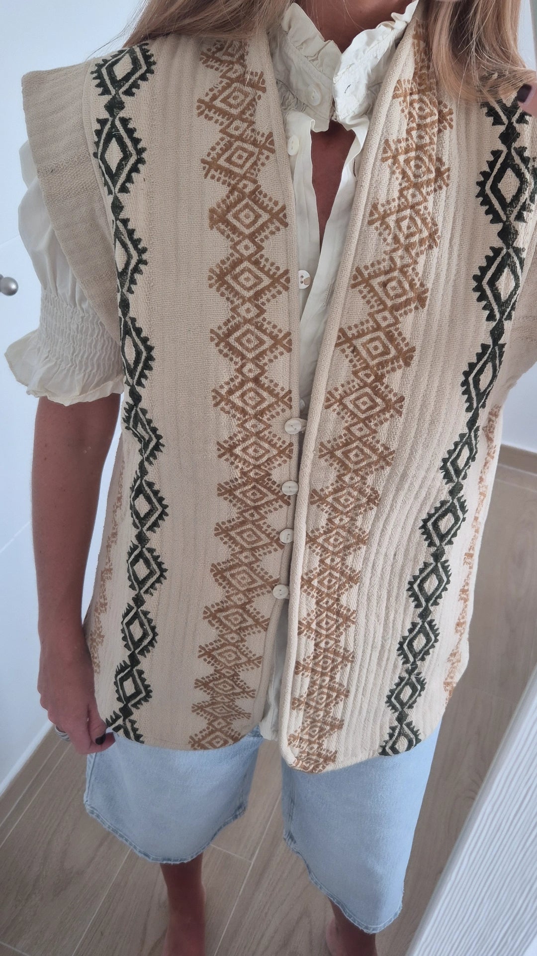 Chaleco étnico