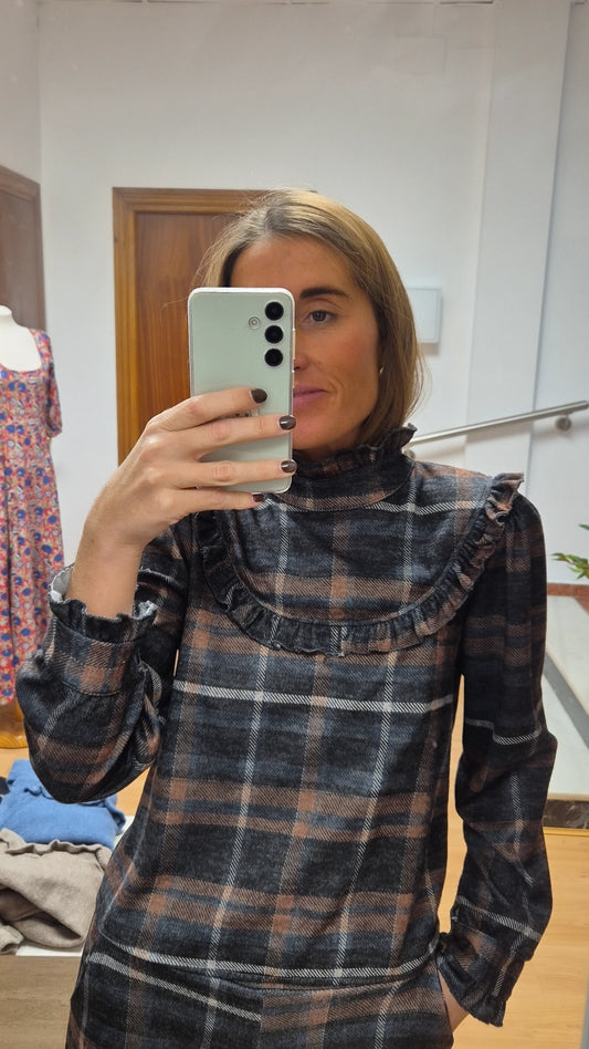 Conjunto pantalón paño oscuro