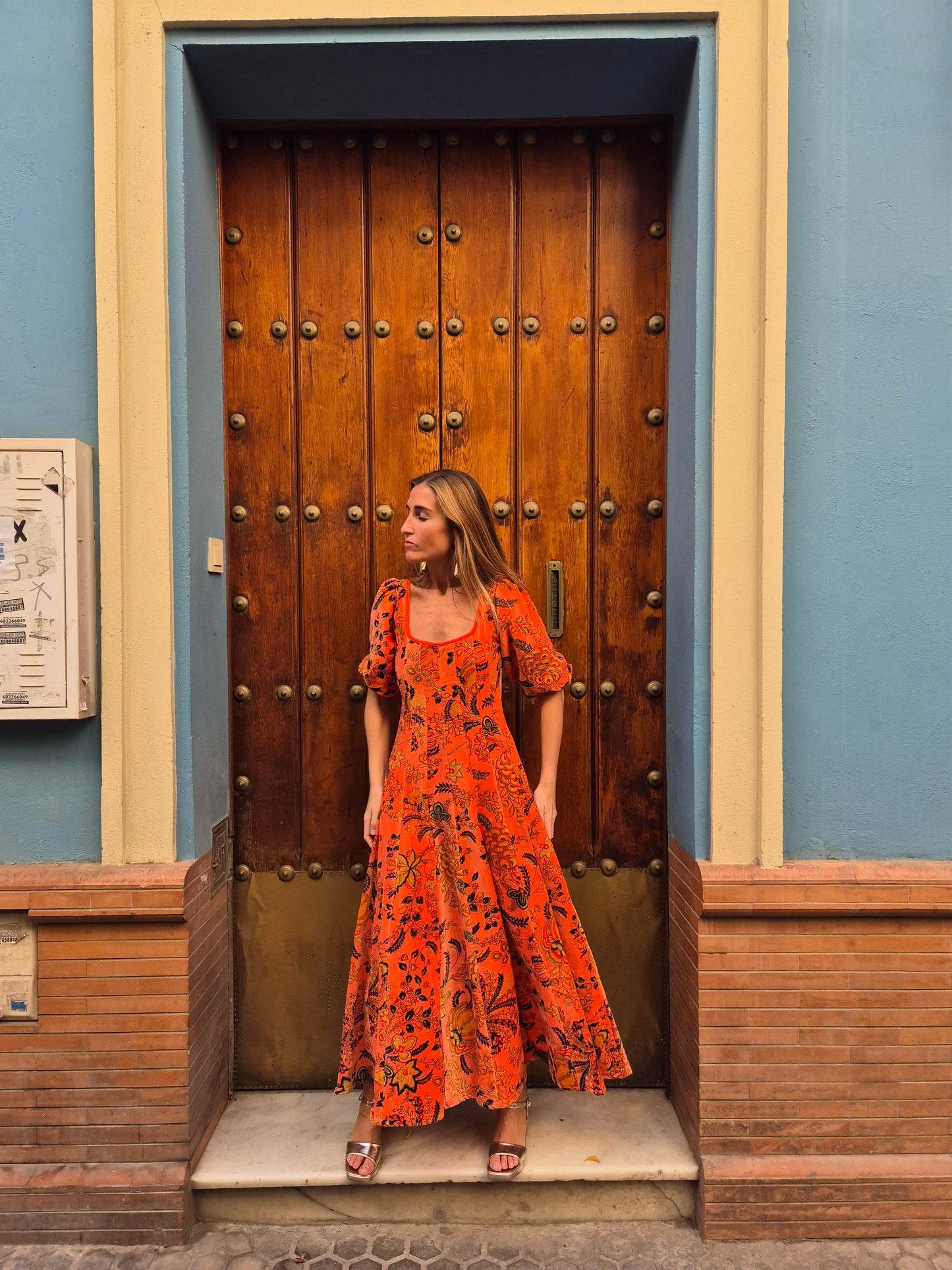 Vestido Moniquita con mangas Antique