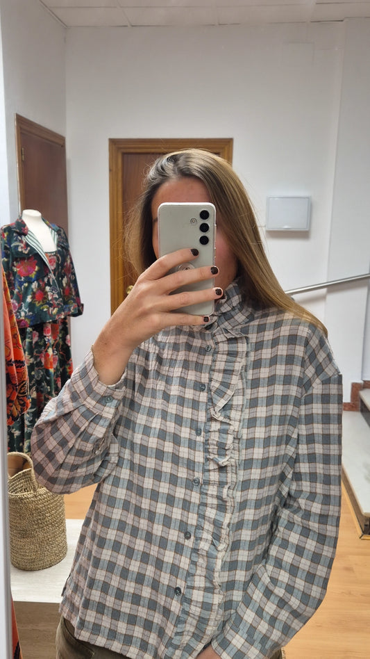 Blusa cuadritos volante algodón