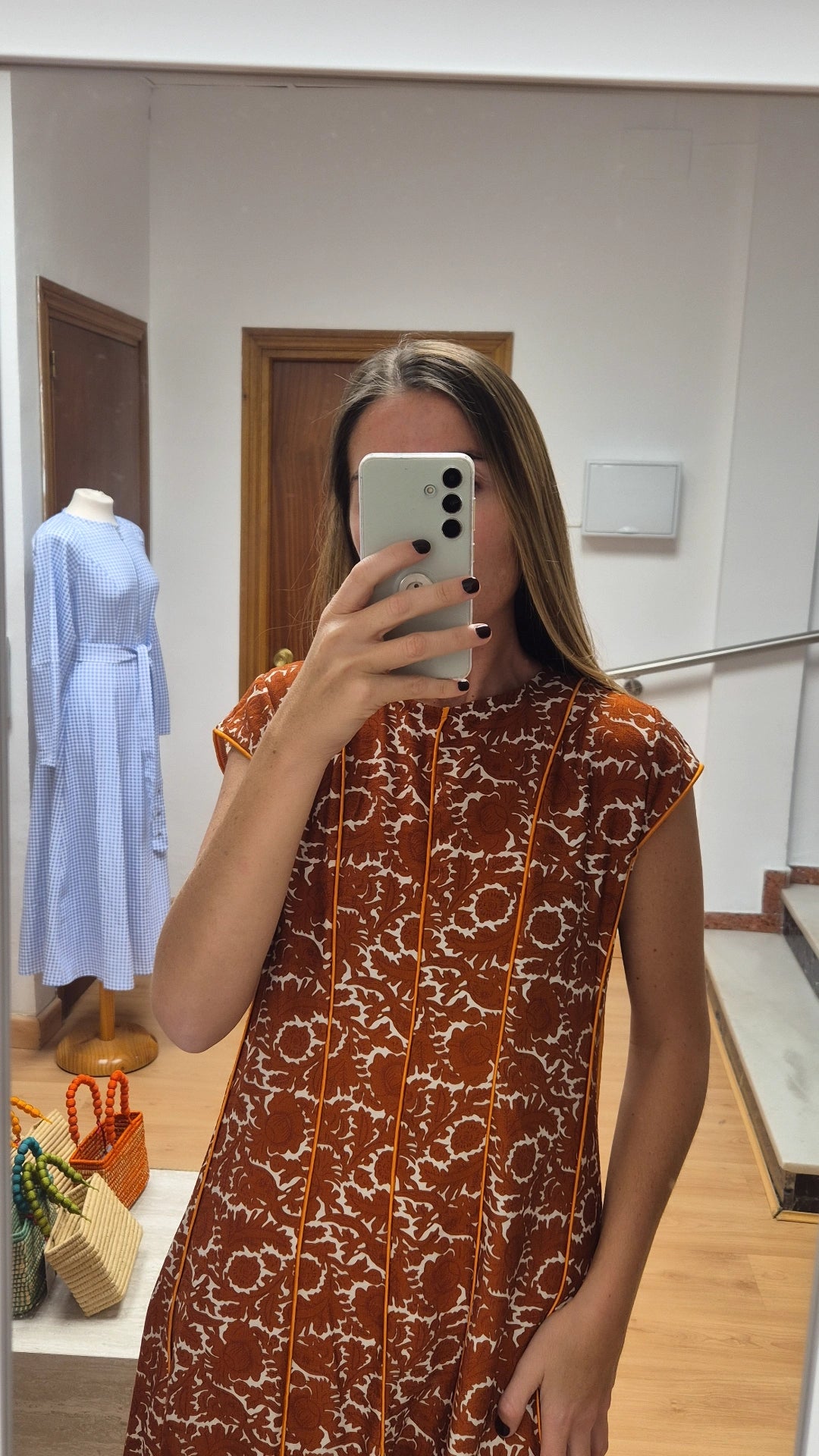 Vestido Carmina teja