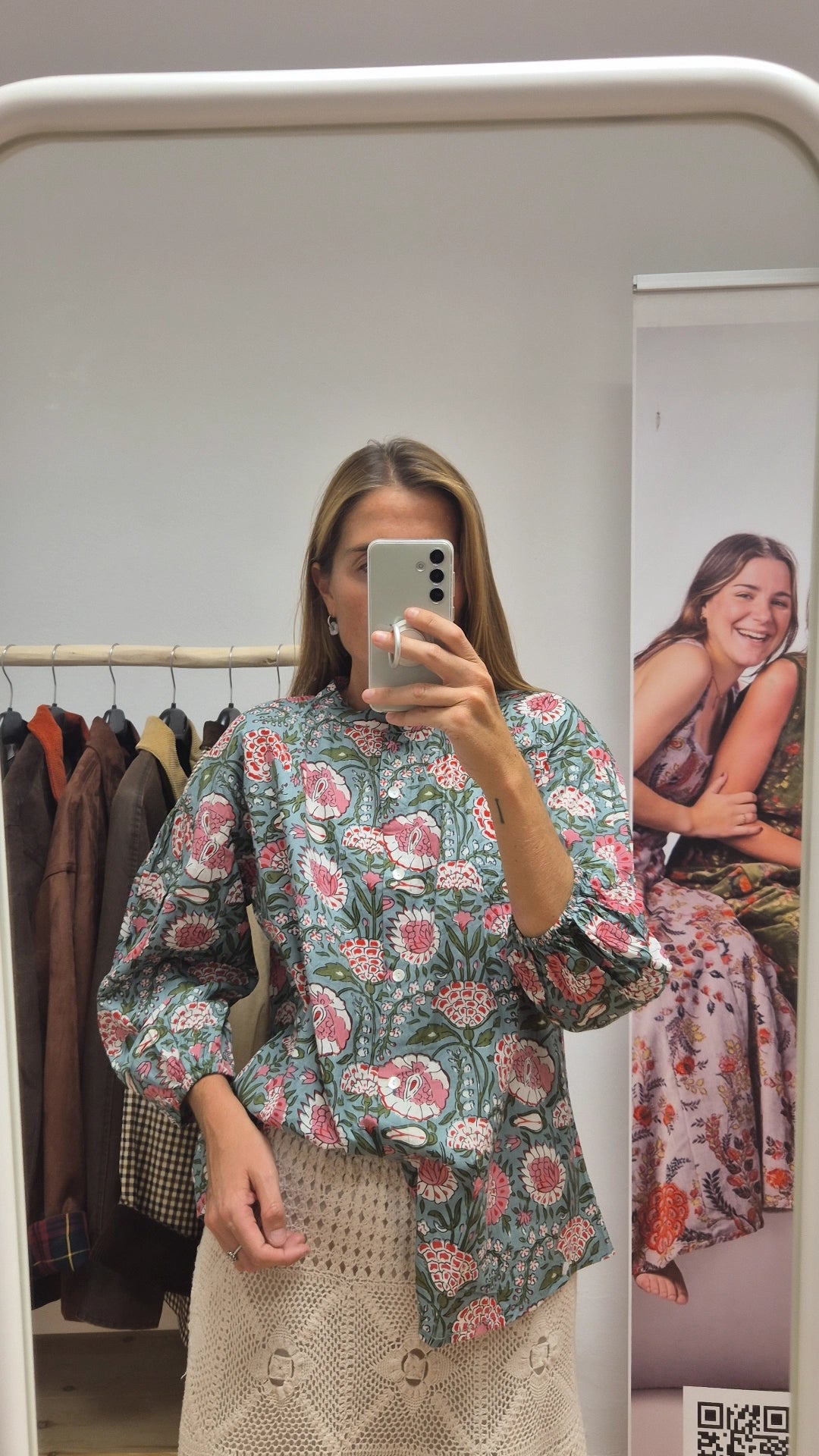 Blusa 100% algodón cuello mao verde jabonoso