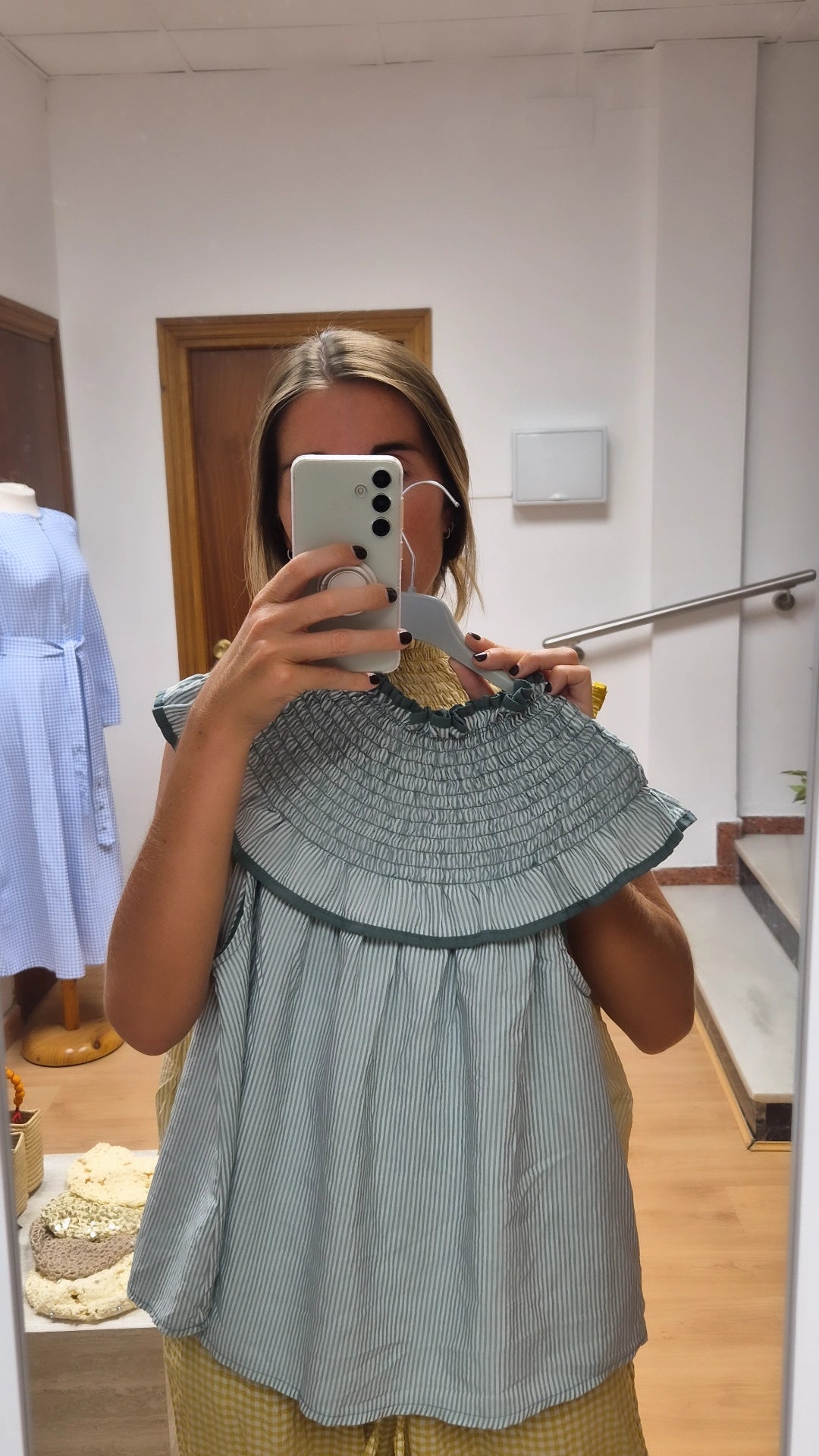 Blusa Claudia verde jabonoso