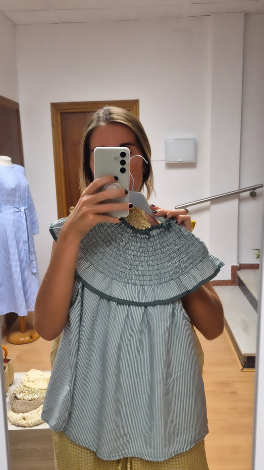 Blusa Claudia verde jabonoso