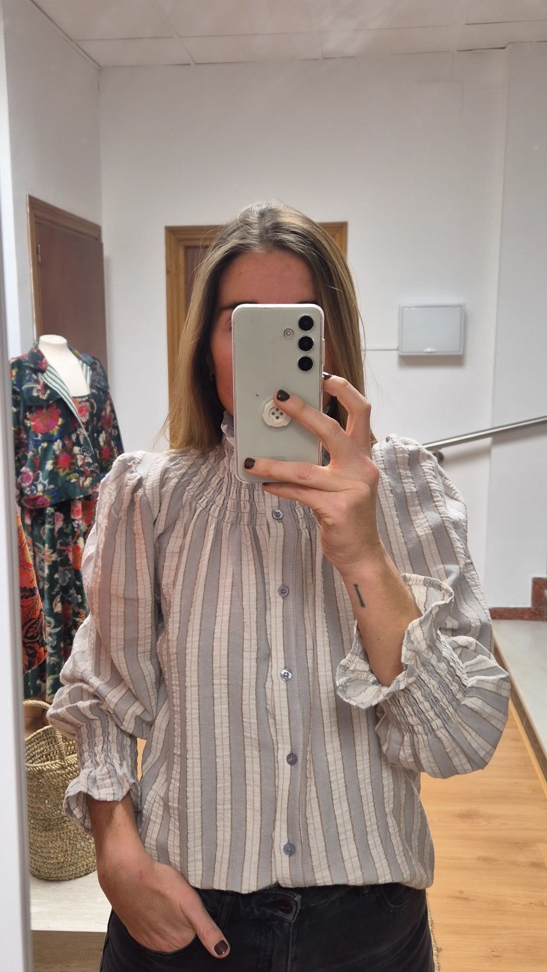 Blusa rayas fruncido algodón baby grey