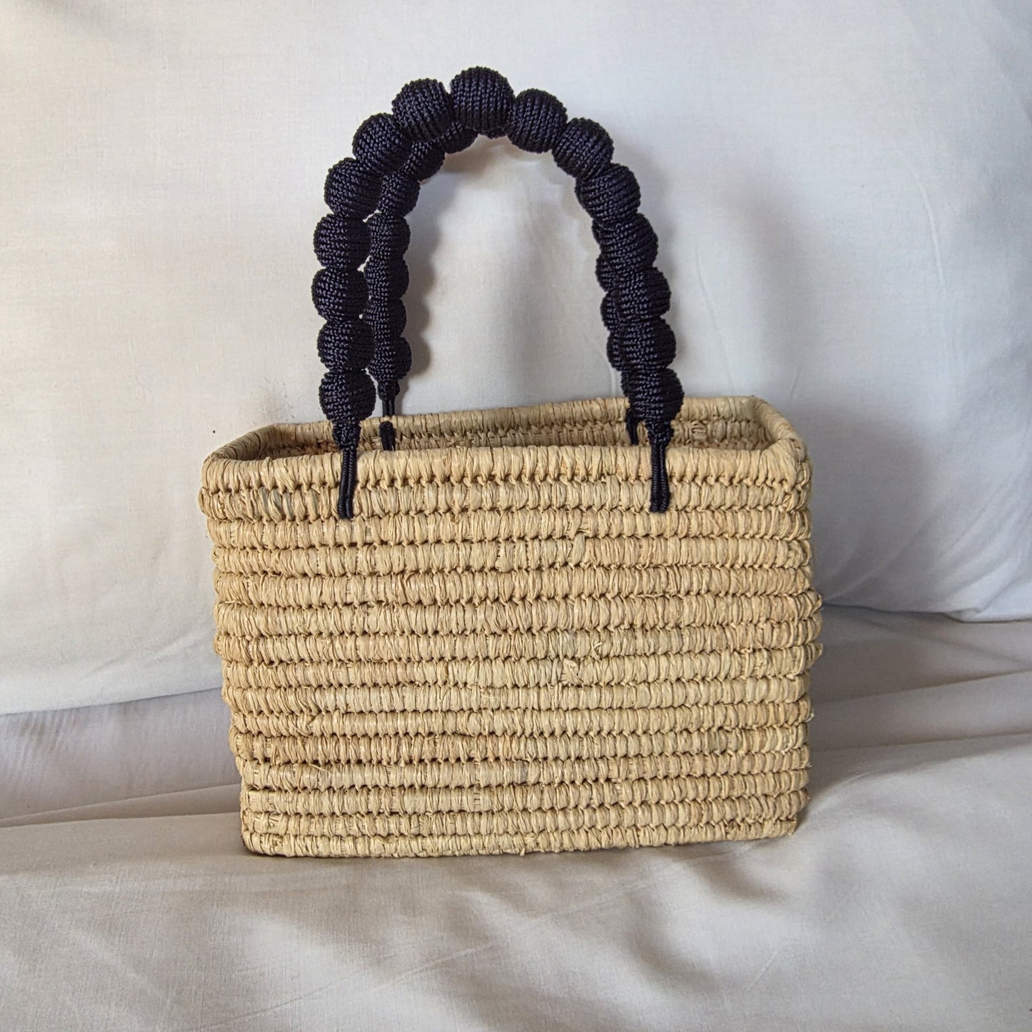 Bolso artesanal de rafia y algodón seren