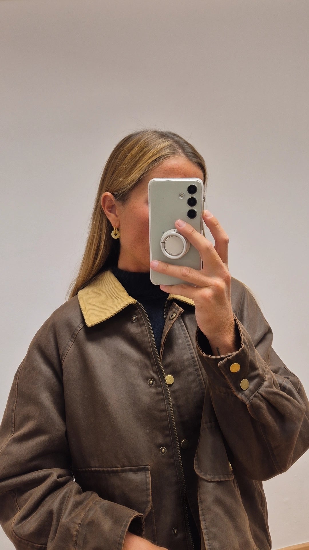 Chaqueta trucker con cuello de pana