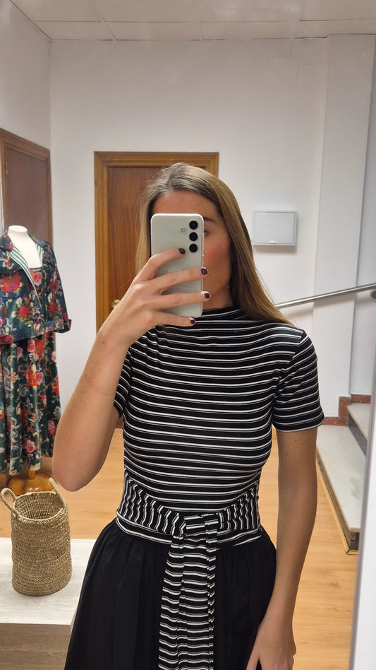 Vestido dos piezas unidas