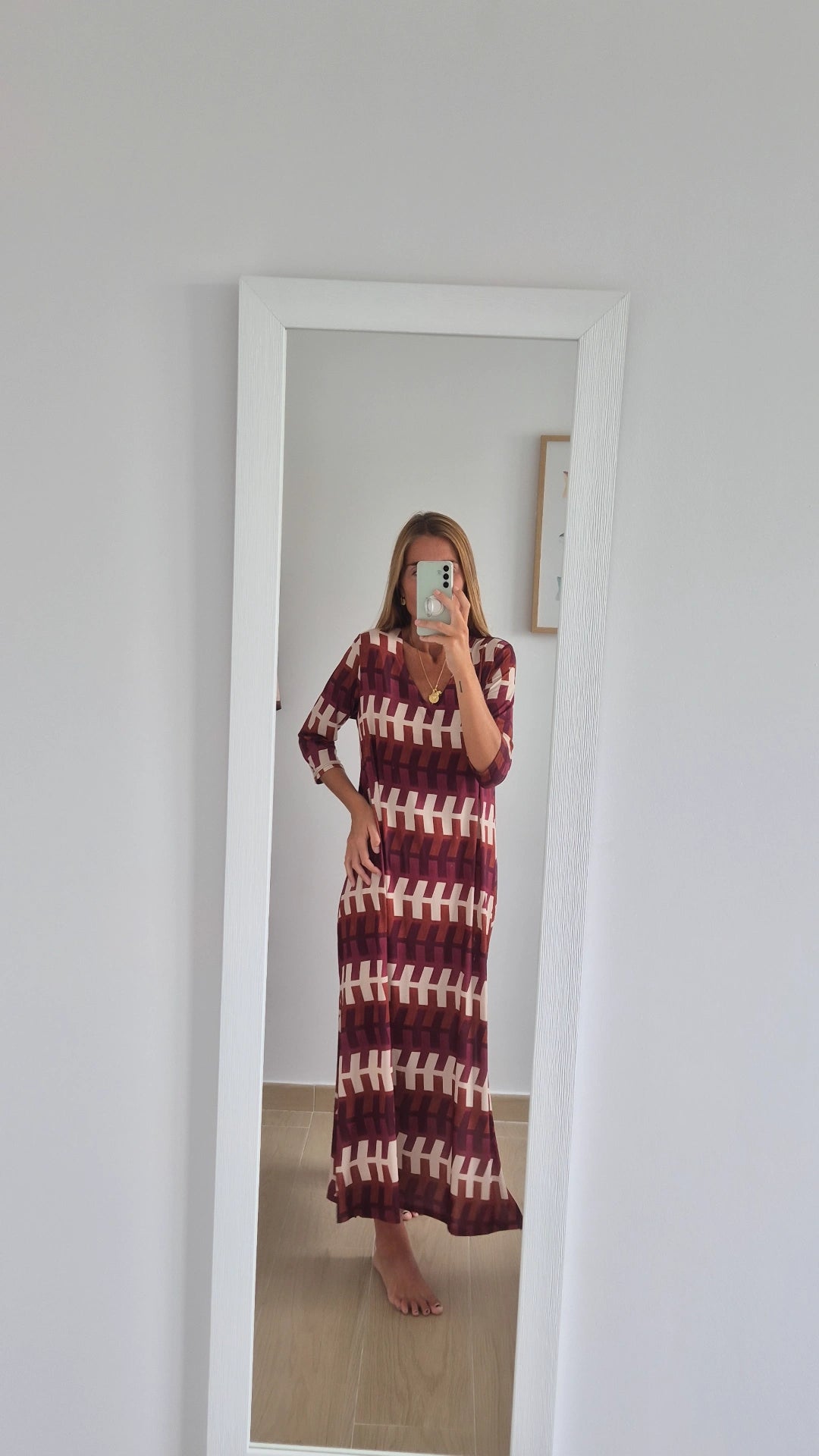 Vestido geométrico granate