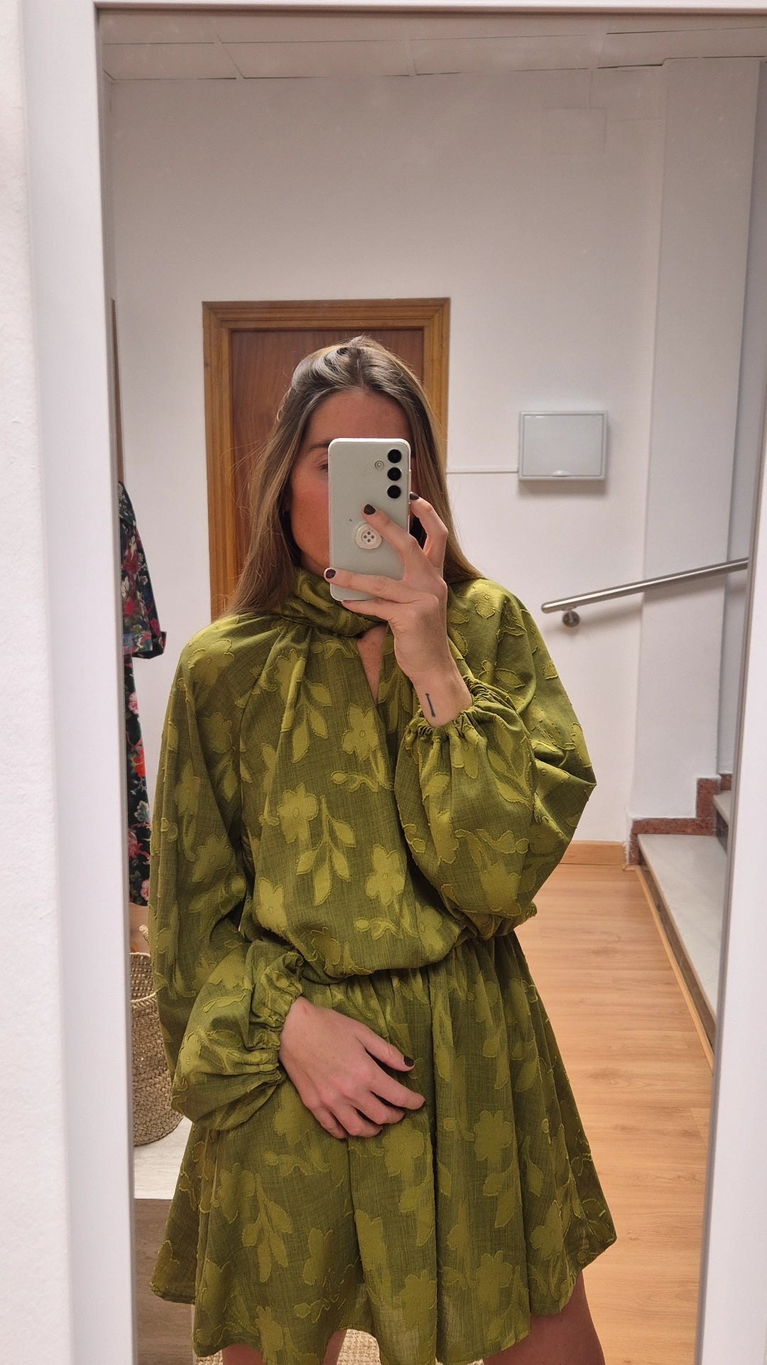 Vestido Flores Oliva