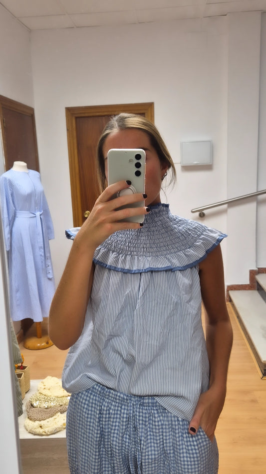 Blusa Claudia celeste