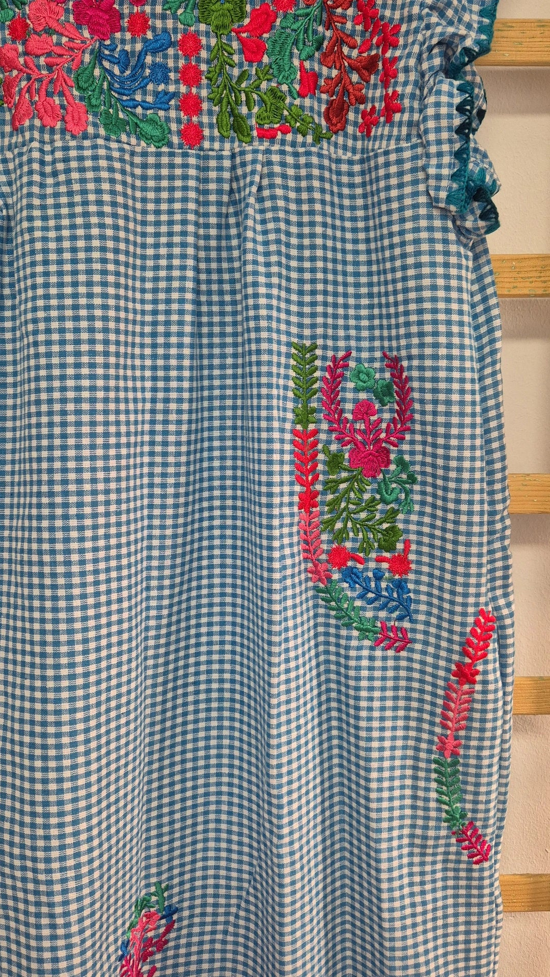 Vestido vichy bordado four