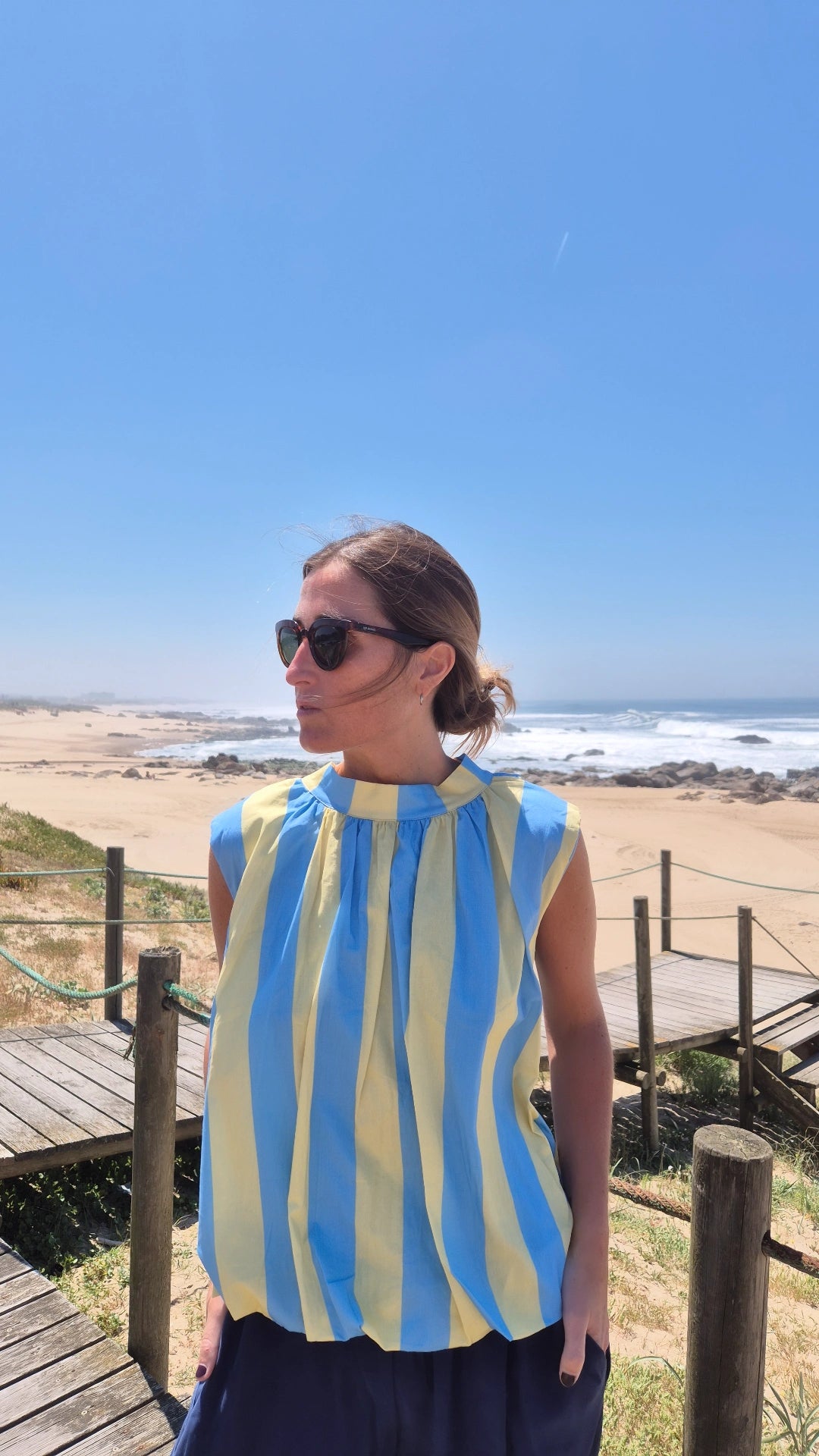 Blusa rayas y lazo C