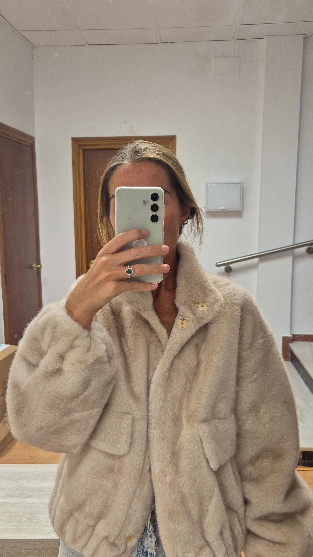 Abrigo bomber pelo