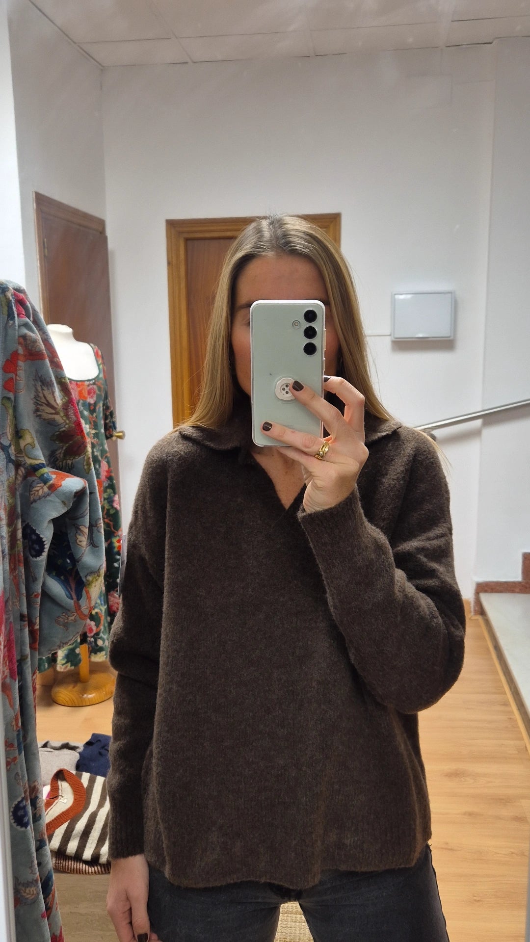 Jersey polero básico marrón