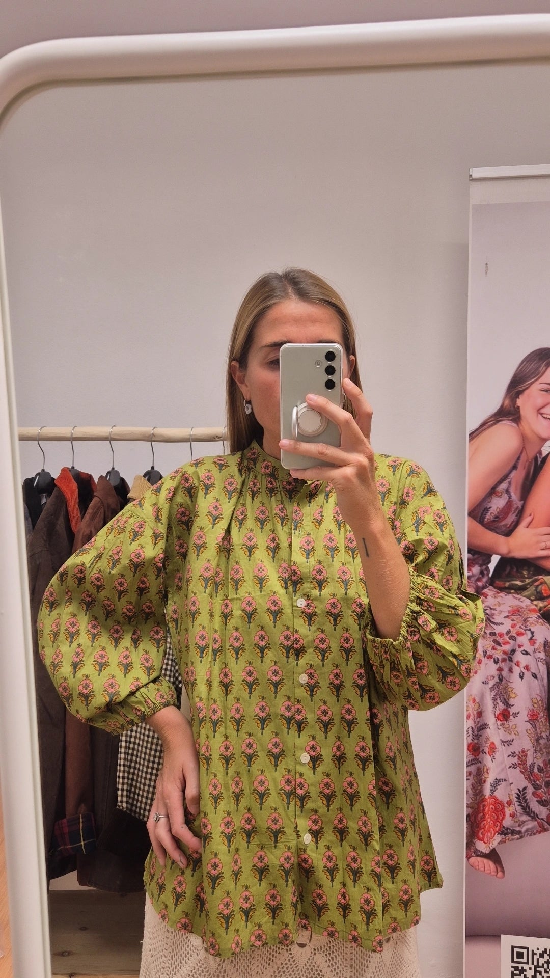 Blusa 100% algodón cuello mao pistacho