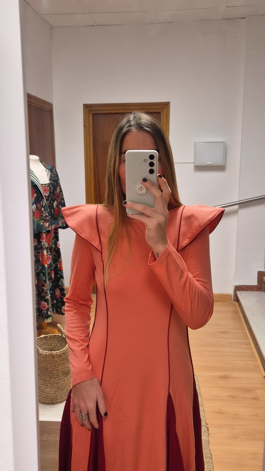Vestido Mafalda coral y granate